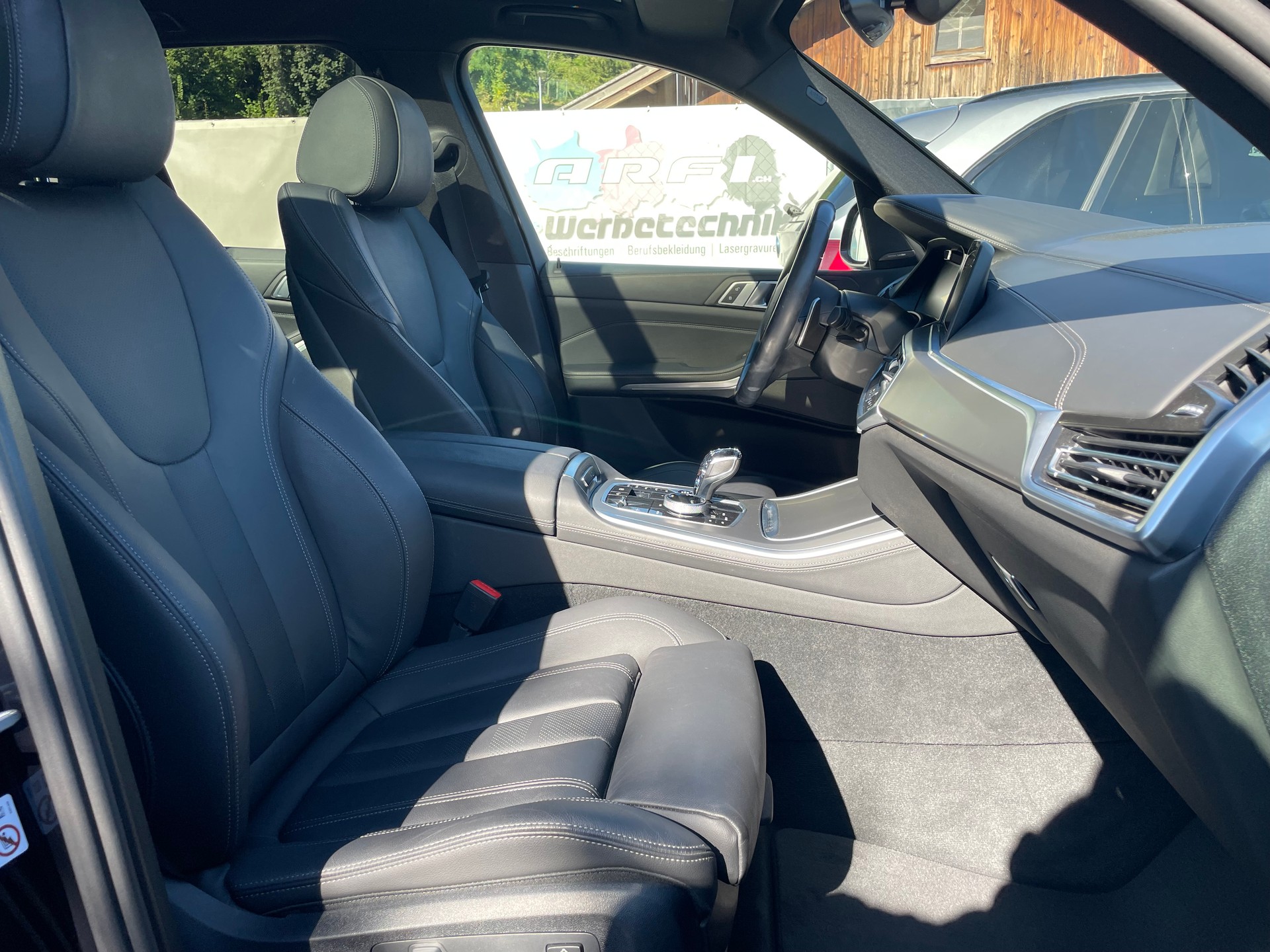 BMW X5 xDrive 48V 40d M Sport Steptronic-image-10