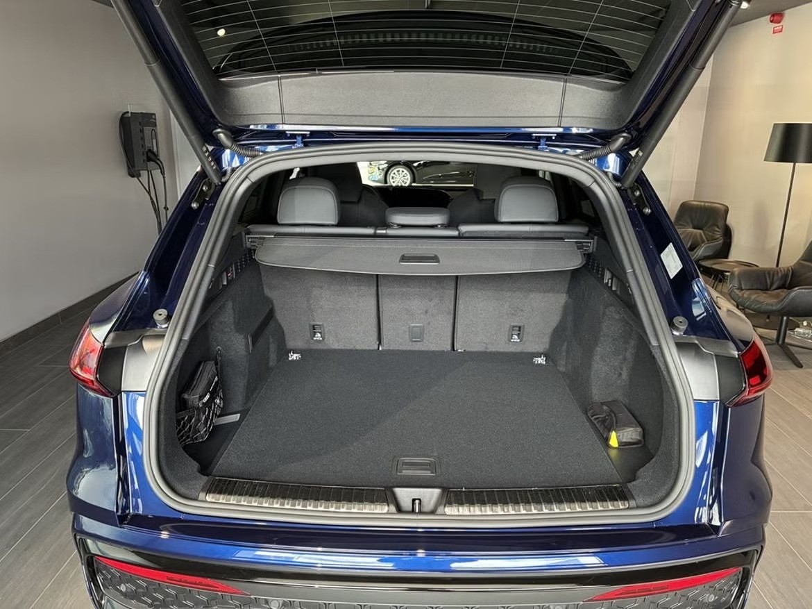 AUDI Q5 TDI quattro 150 kW S-tronic-showroom-element-2