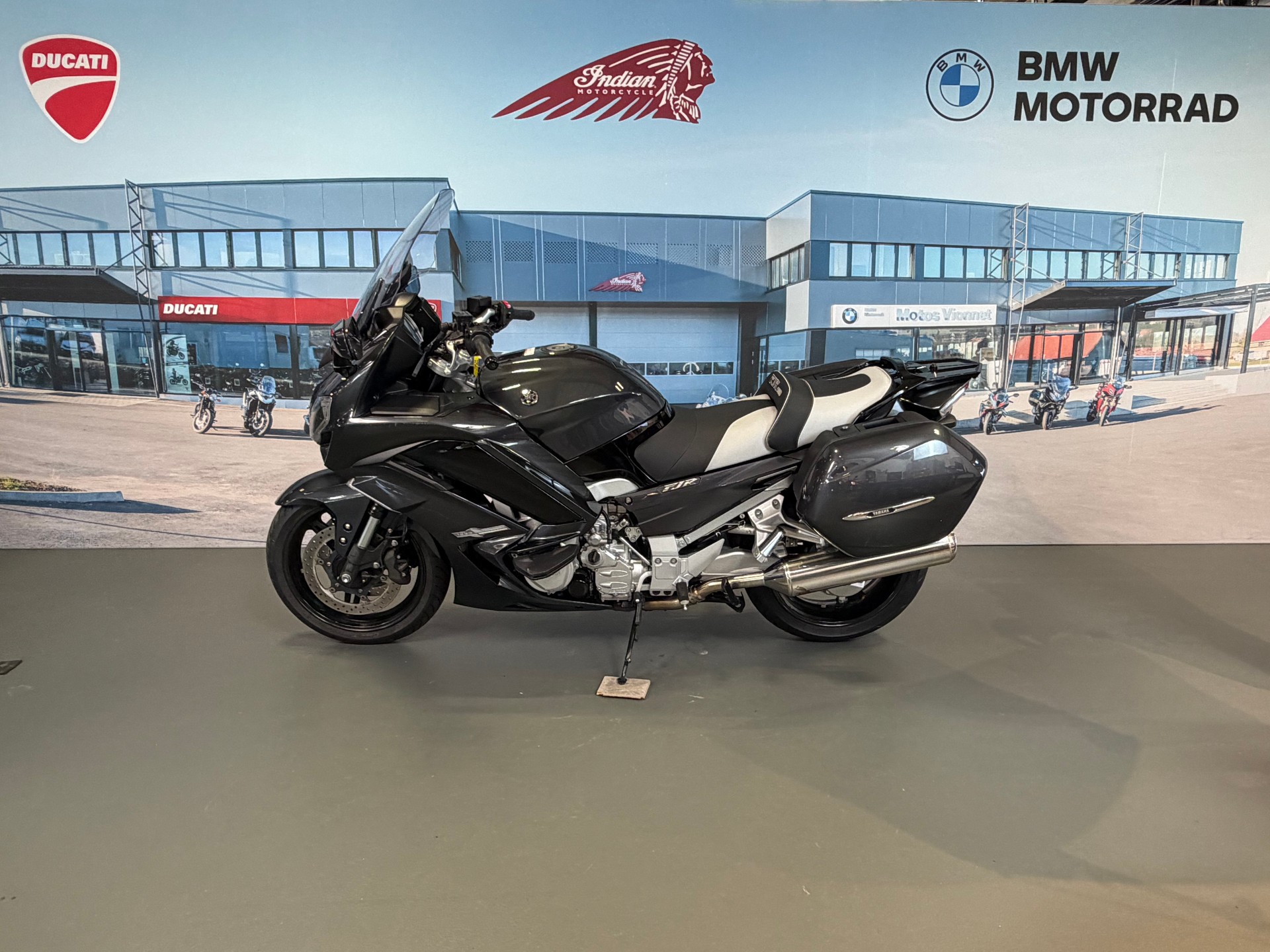 YAMAHA FJR 1300 AE ABS-showroom-element-3