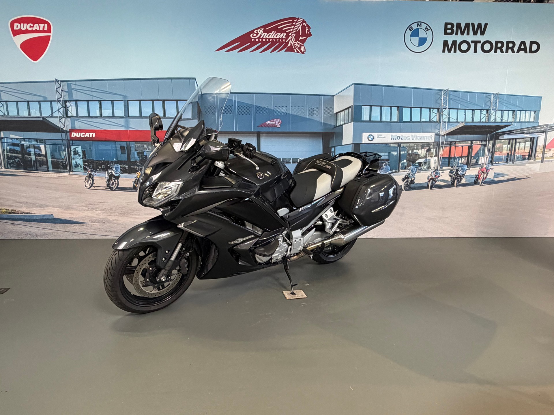 YAMAHA FJR 1300 AE ABS-showroom-element-2