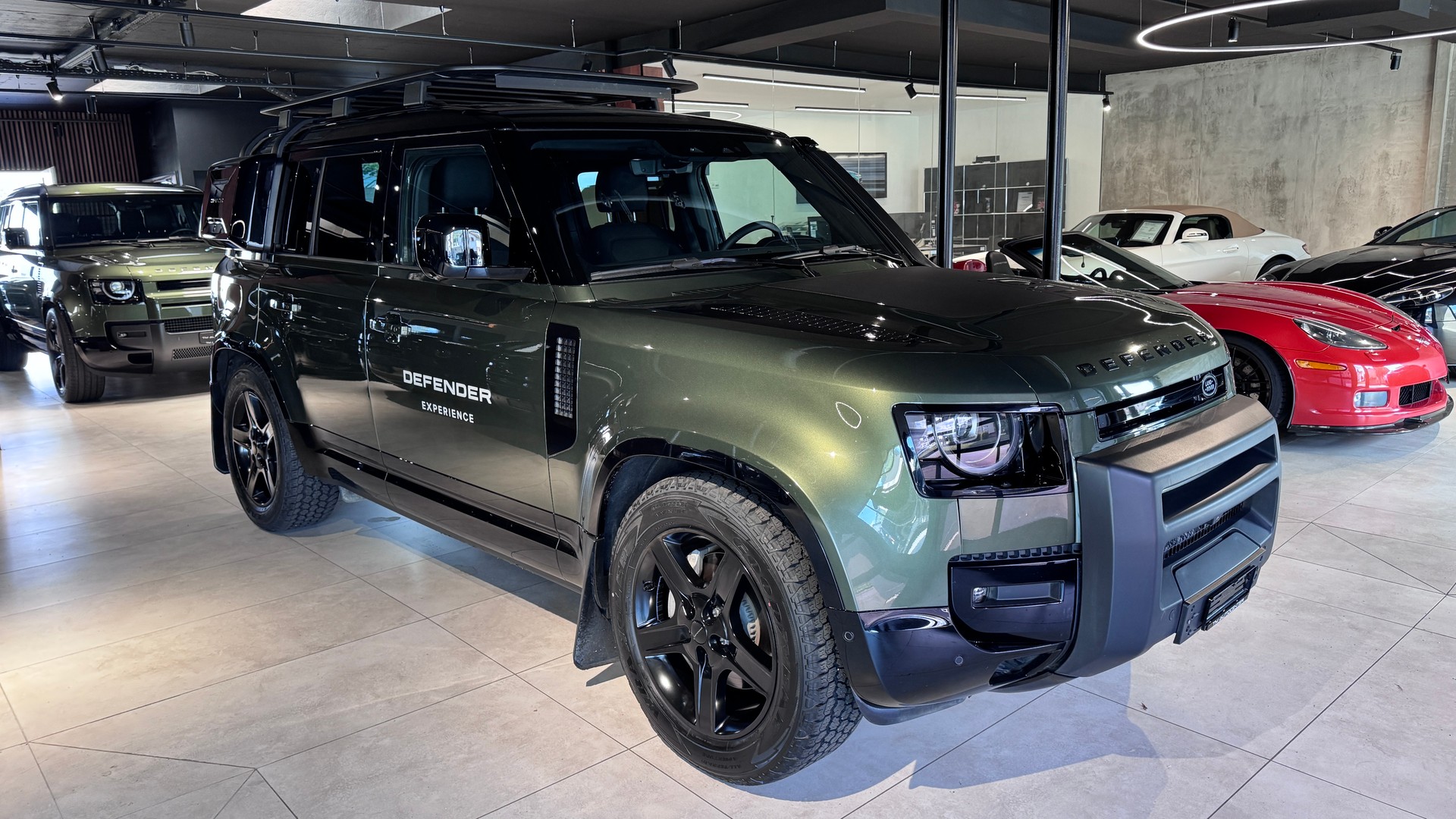 LAND ROVER Defender 110 3.0 D I6 350 X-Dynamic SE AWD AT8-image-1