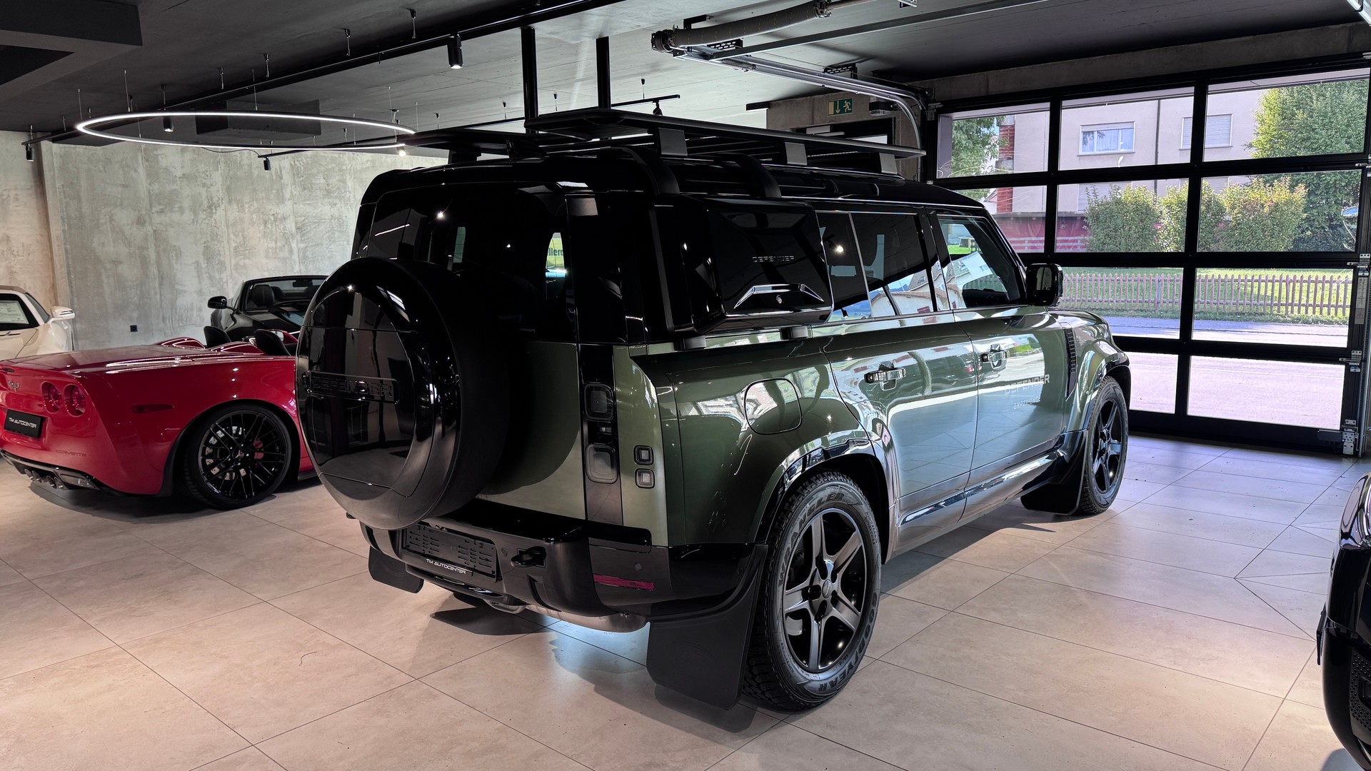 LAND ROVER Defender 110 3.0 D I6 350 X-Dynamic SE AWD AT8-image-3
