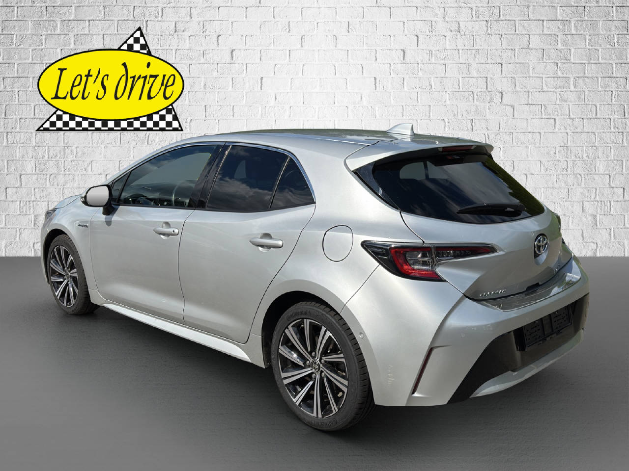 TOYOTA Corolla 1.8 HSD Trend-showroom-element-3