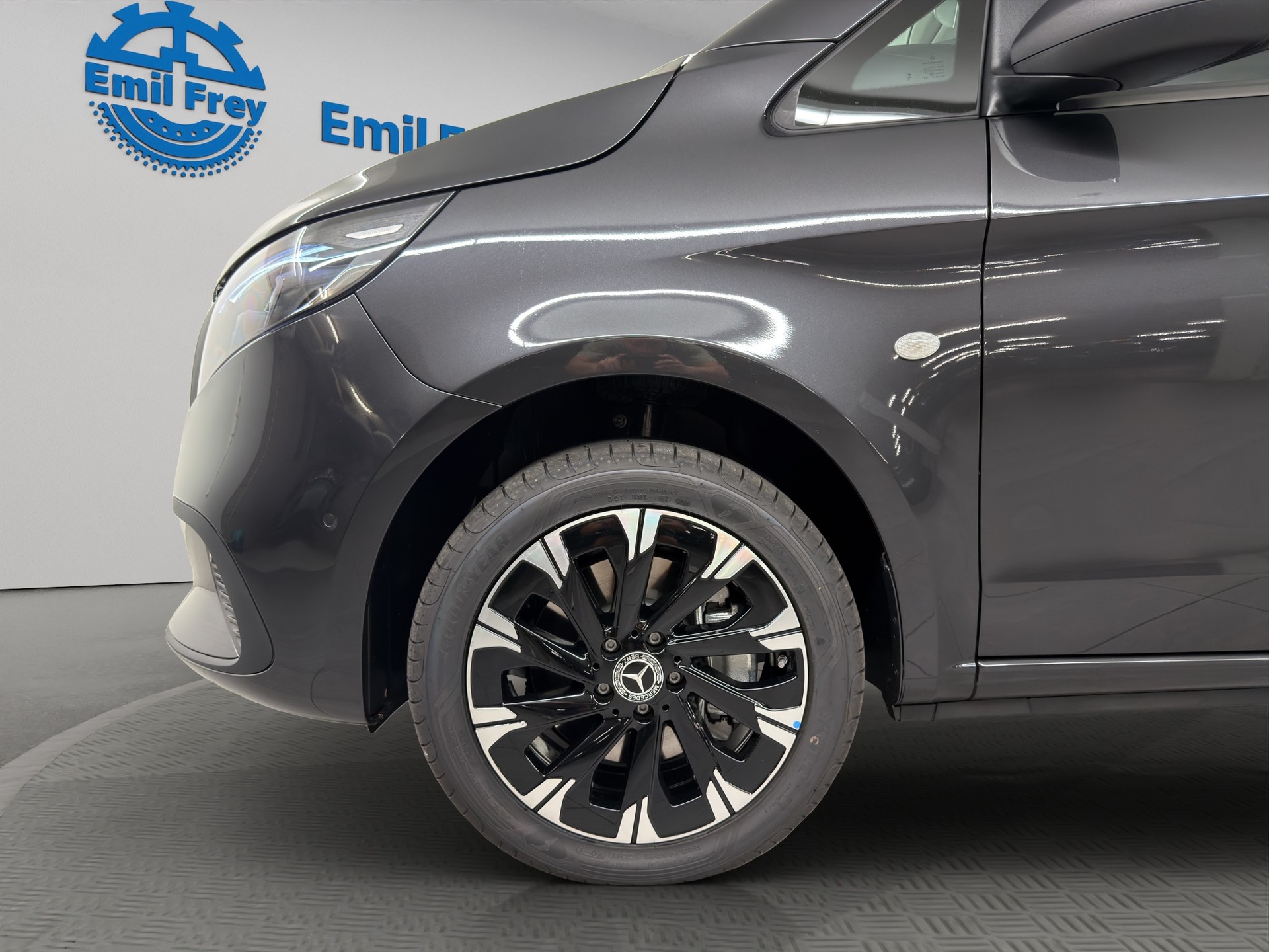 MERCEDES-BENZ Vito 116 Kombi L 2.0 CDI Select Family-showroom-element-3