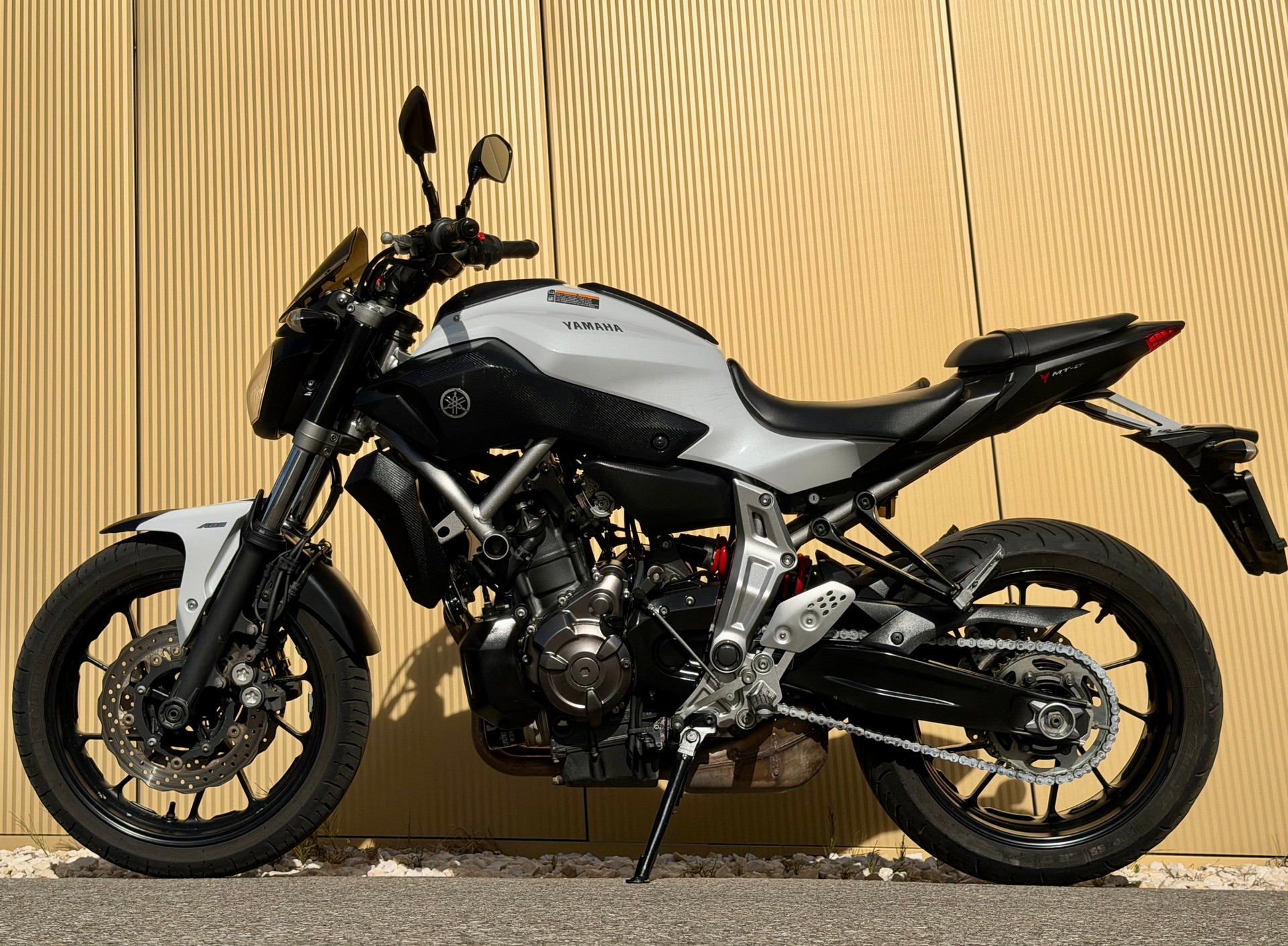 YAMAHA MT-07 ABS (35kW)-image-10