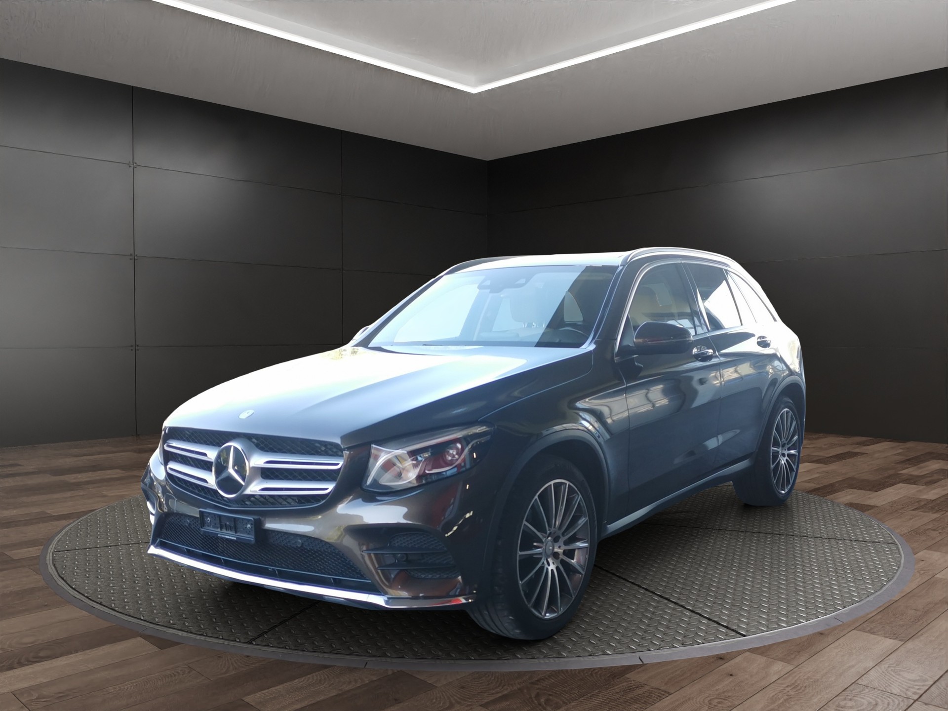 MERCEDES-BENZ GLC 250 AMG Line 4Matic 9G-Tronic-showroom-element-1