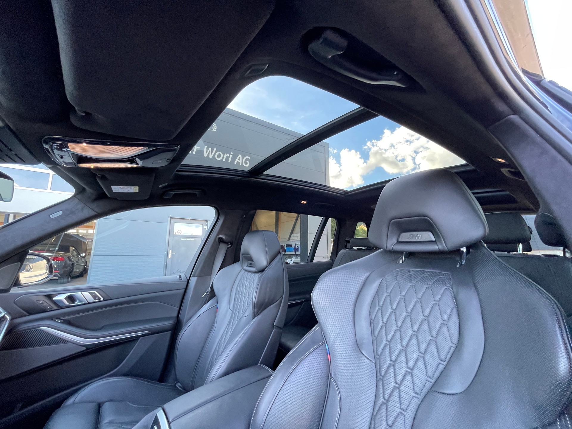 BMW X7 xDrive 48V 40d M Sport Steptronic-image-12