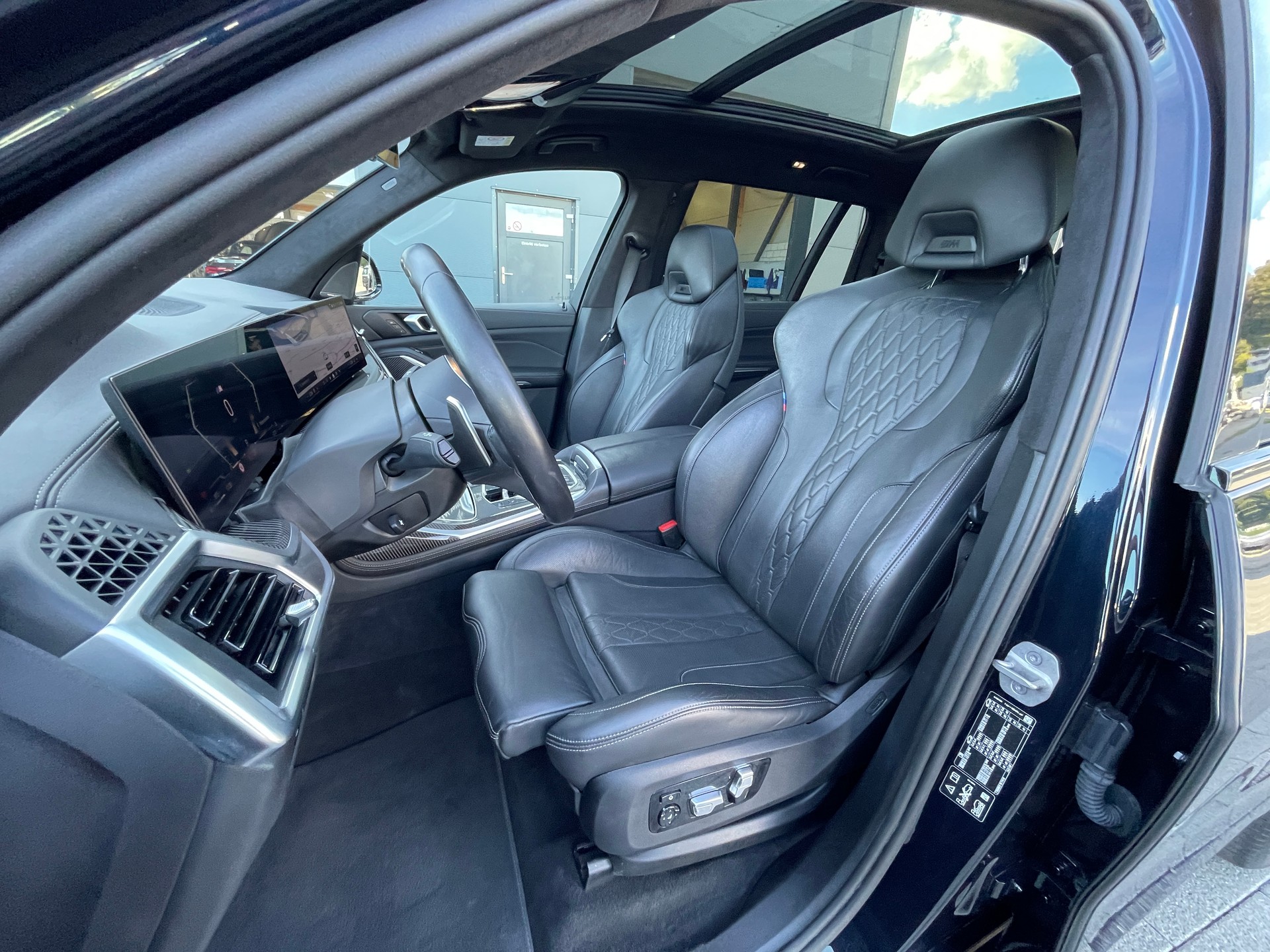 BMW X7 xDrive 48V 40d M Sport Steptronic-image-11