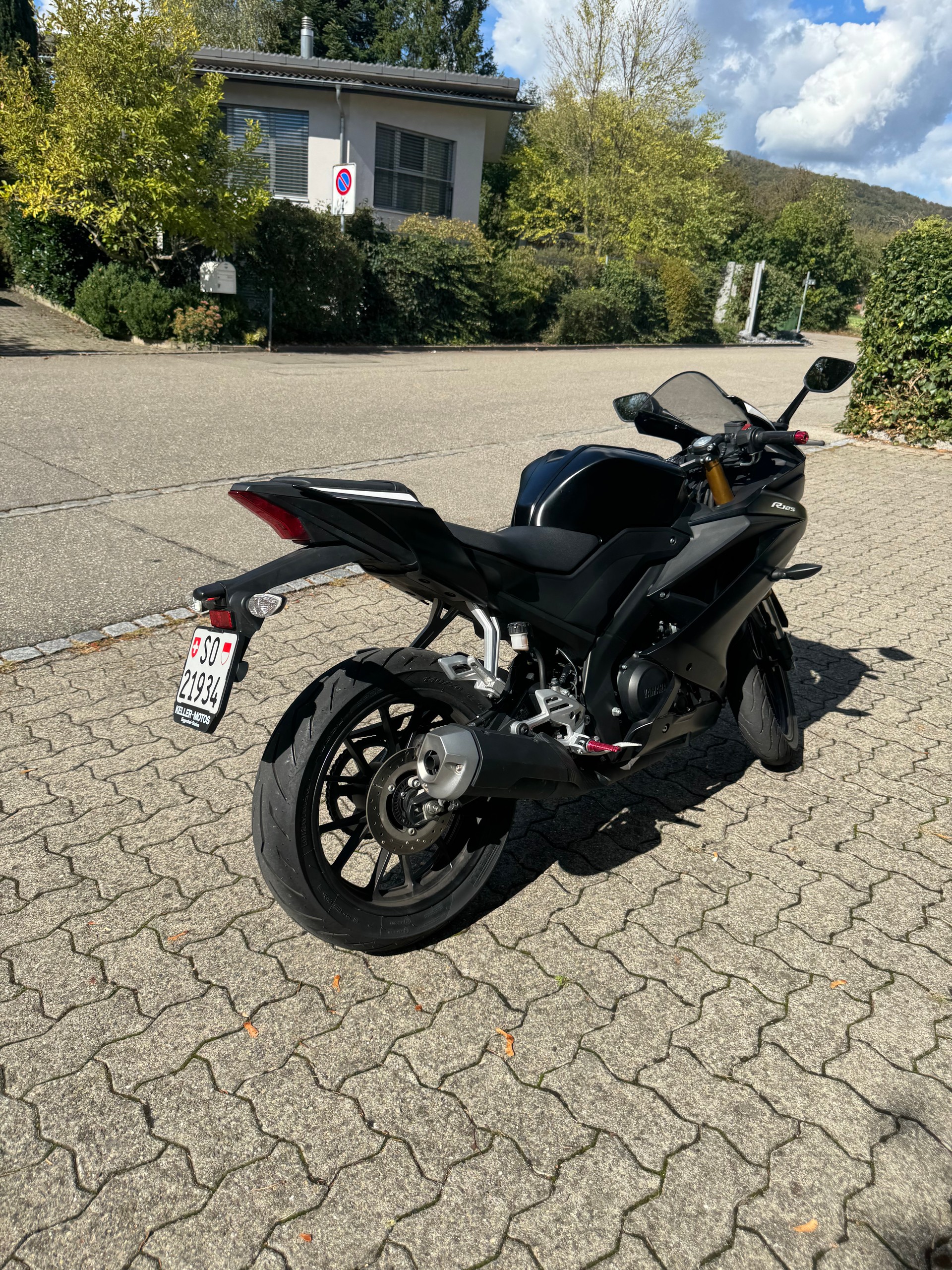 YAMAHA R 125-image-2