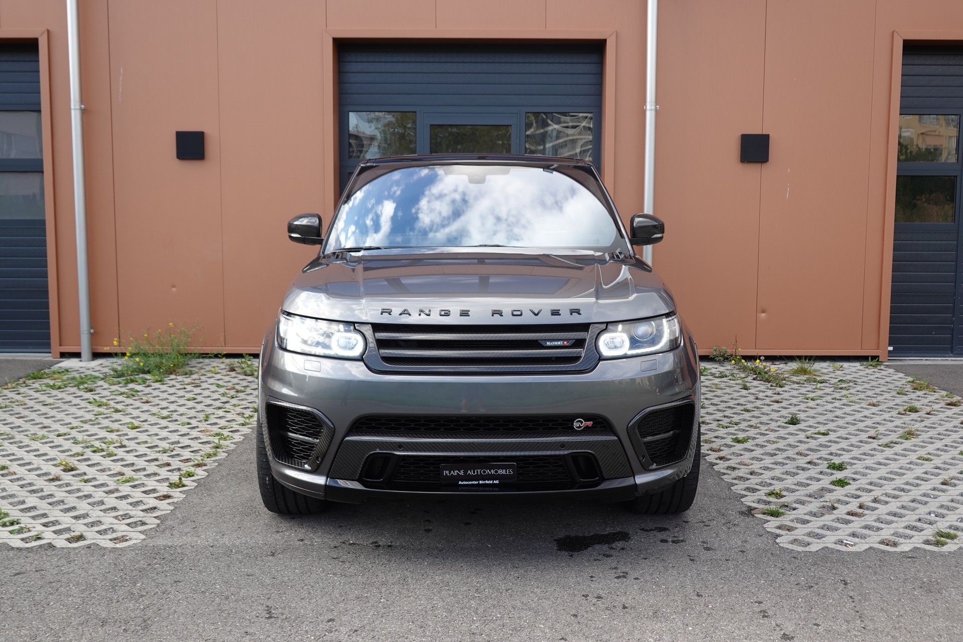 LAND ROVER Range Rover Sport 5.0 V8 SVR MANSORY "*CH Auto * Kit MANSORY - "Carbon * Toit Ouvrant * Son Meridian * Head-Up Display * Caméra"-showroom-element-1