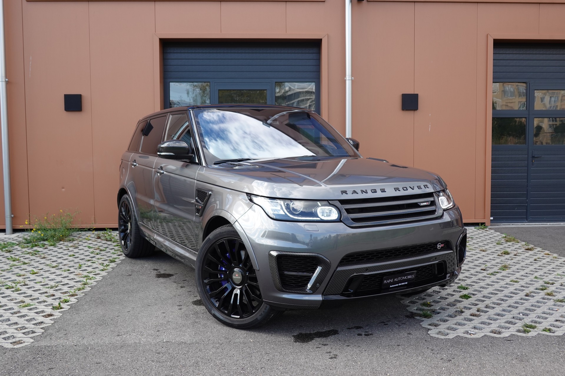 LAND ROVER Range Rover Sport 5.0 V8 SVR MANSORY "*CH Auto * Kit MANSORY - "Carbon * Toit Ouvrant * Son Meridian * Head-Up Display * Caméra"
