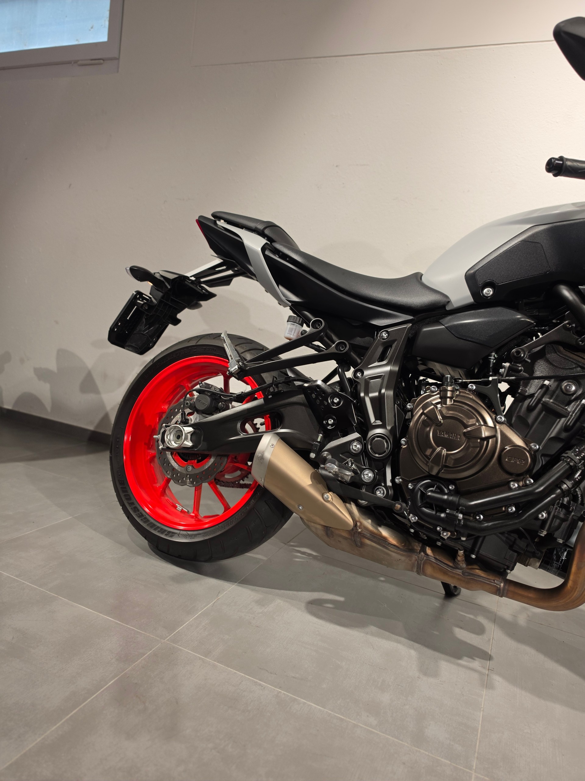 YAMAHA MT-07 ABS (35kW)-image-4