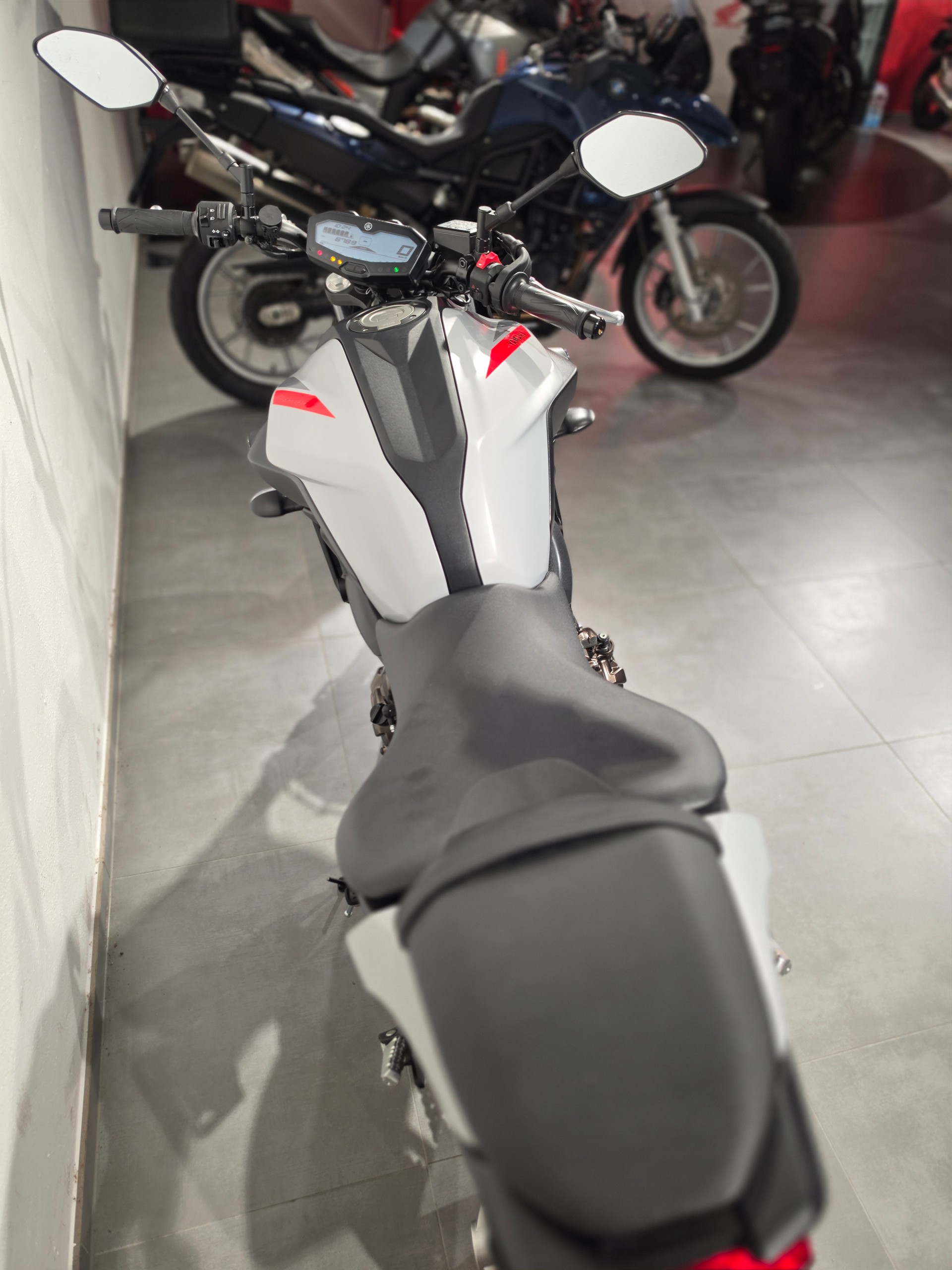 YAMAHA MT-07 ABS (35kW)-image-7