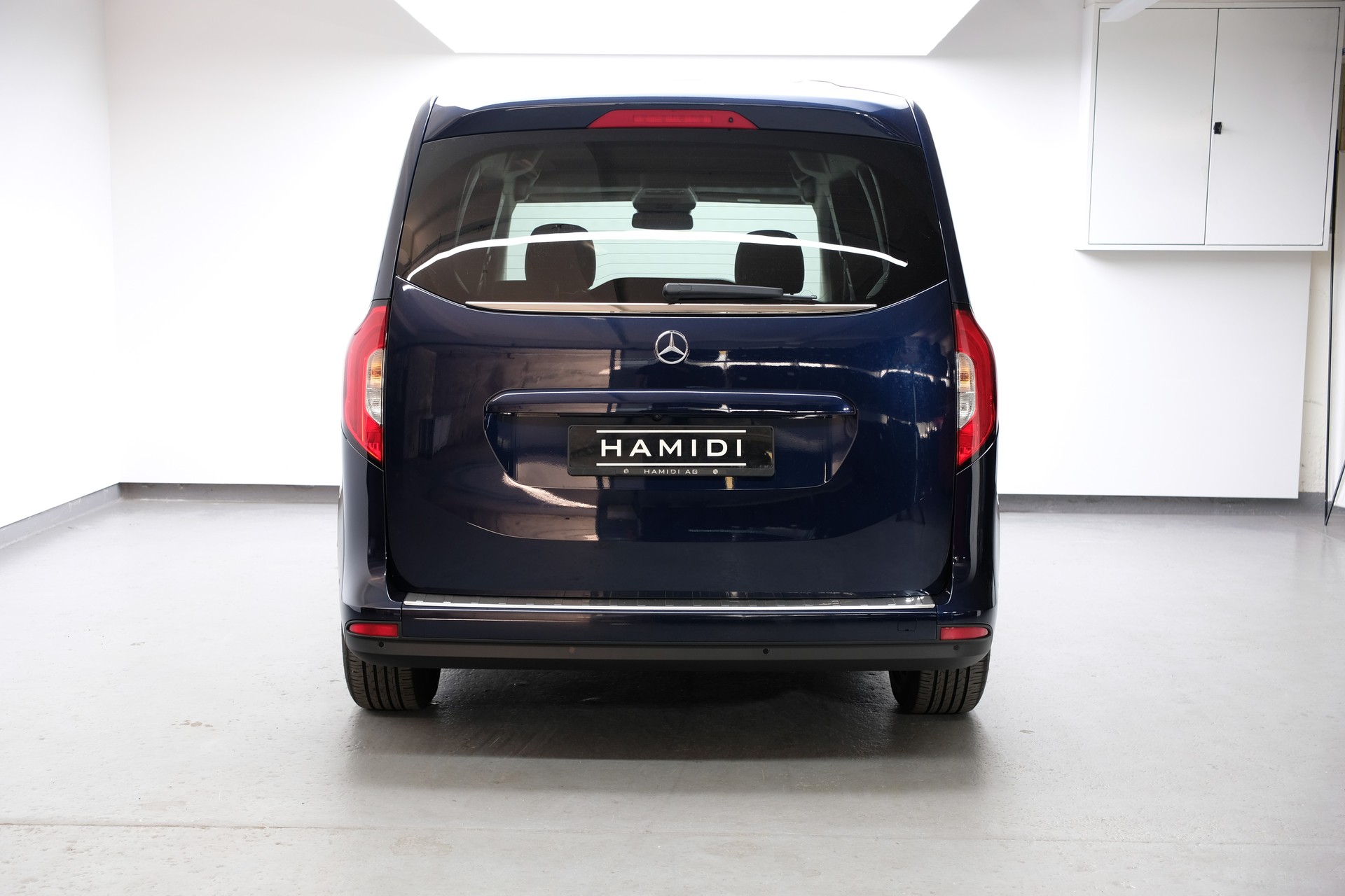 MERCEDES-BENZ T-Klasse 180D Style Automat-showroom-element-3