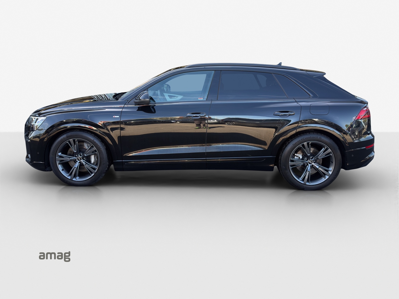 AUDI Q8 55 TFSI e quattro PHEV tiptronic-showroom-element-1