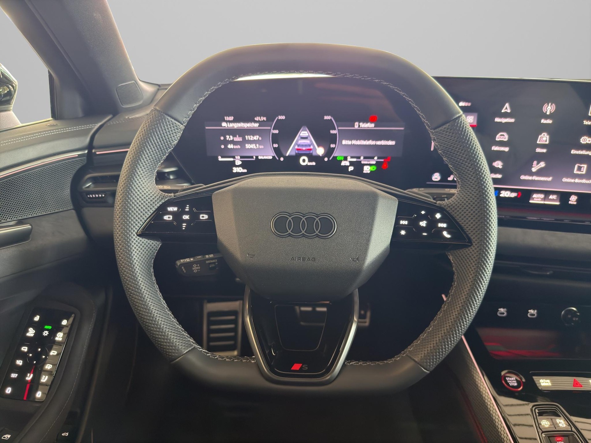 AUDI A6 Avant 2.0 TDI quattro S-Tronic-image-13