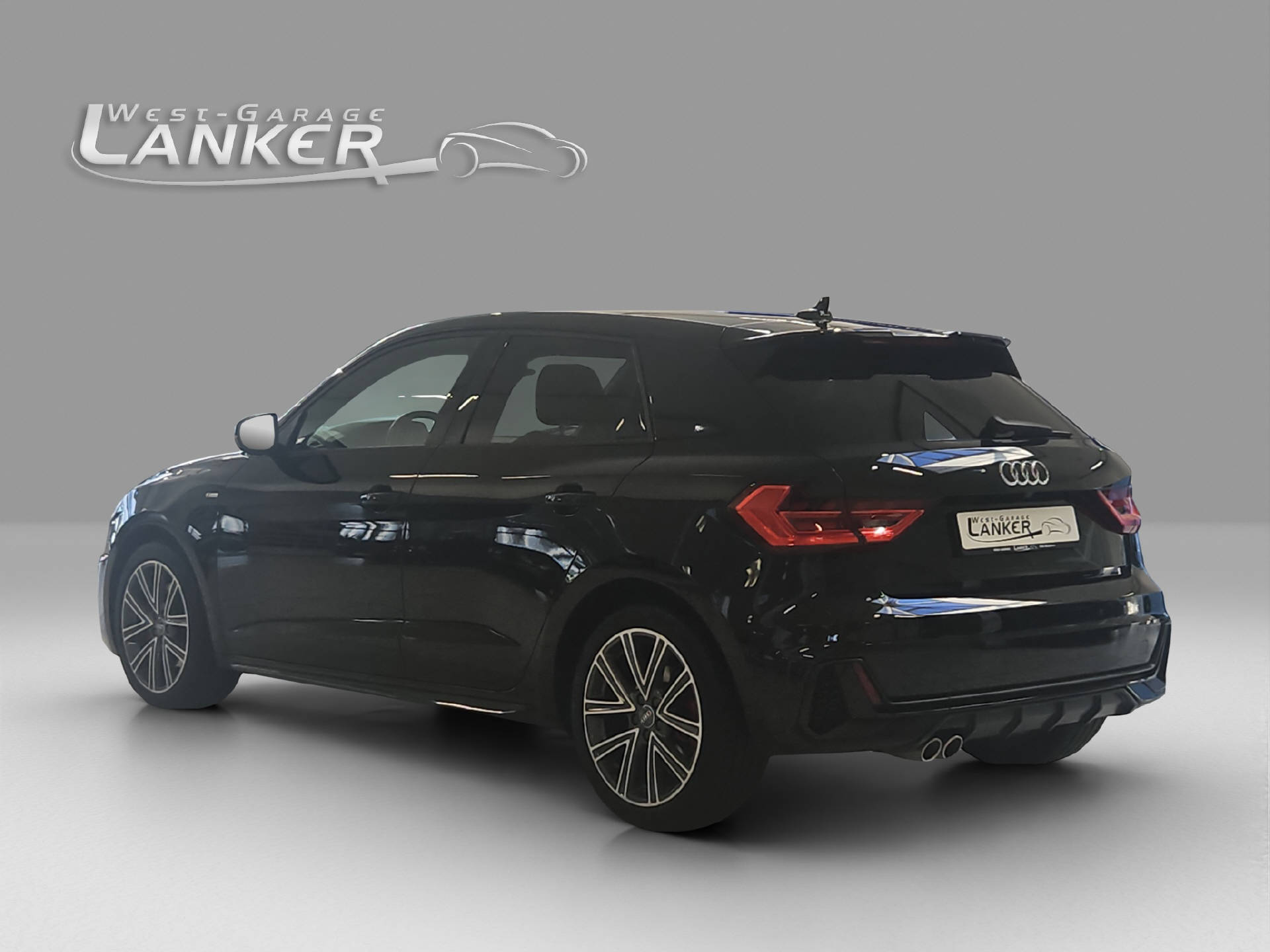 AUDI A1 Sportback 2.0 40 TFSI S Line S-Tronic-showroom-element-3