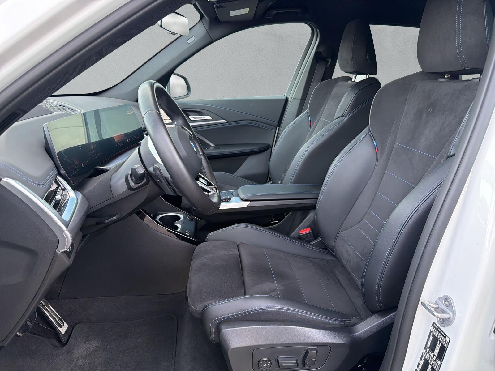 BMW X1 23i xDrive U11 (CH) AHK 📍-image-11