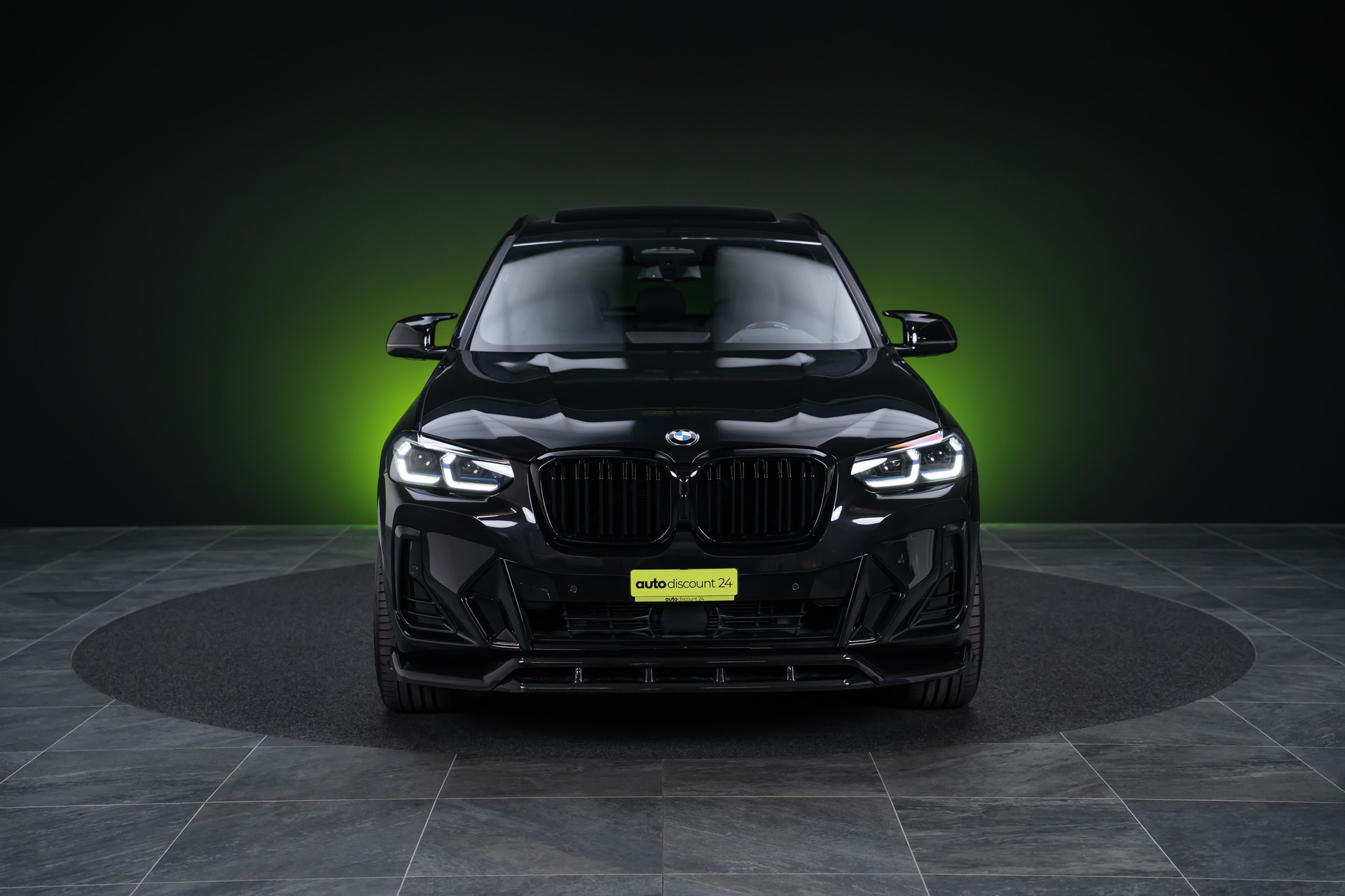 BMW X3 M40i / CH-Fahrzeug / Panorama / HedaUp / el.Sitze-showroom-element-1
