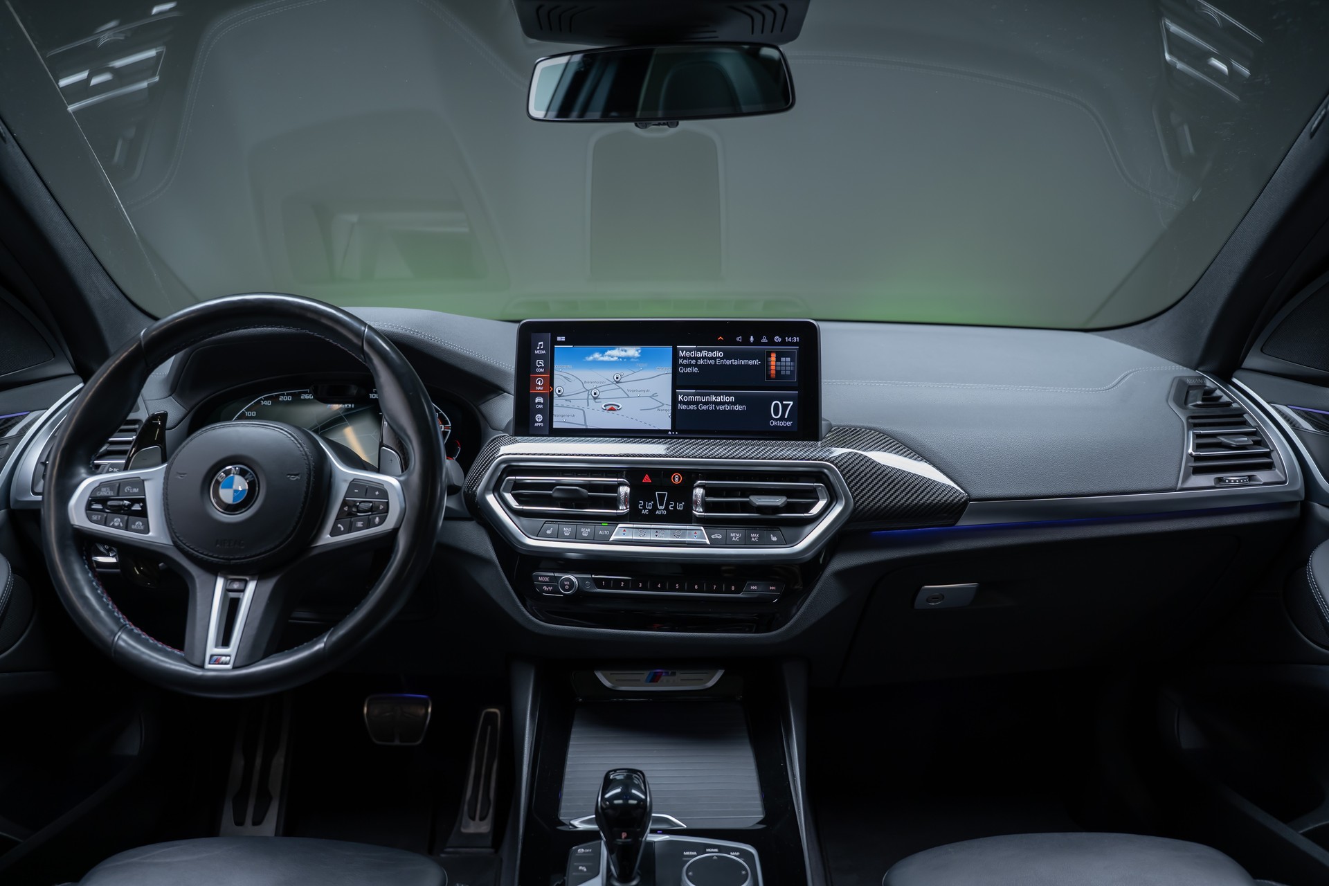 BMW X3 M40i / CH-Fahrzeug / Panorama / HedaUp / el.Sitze-image-21