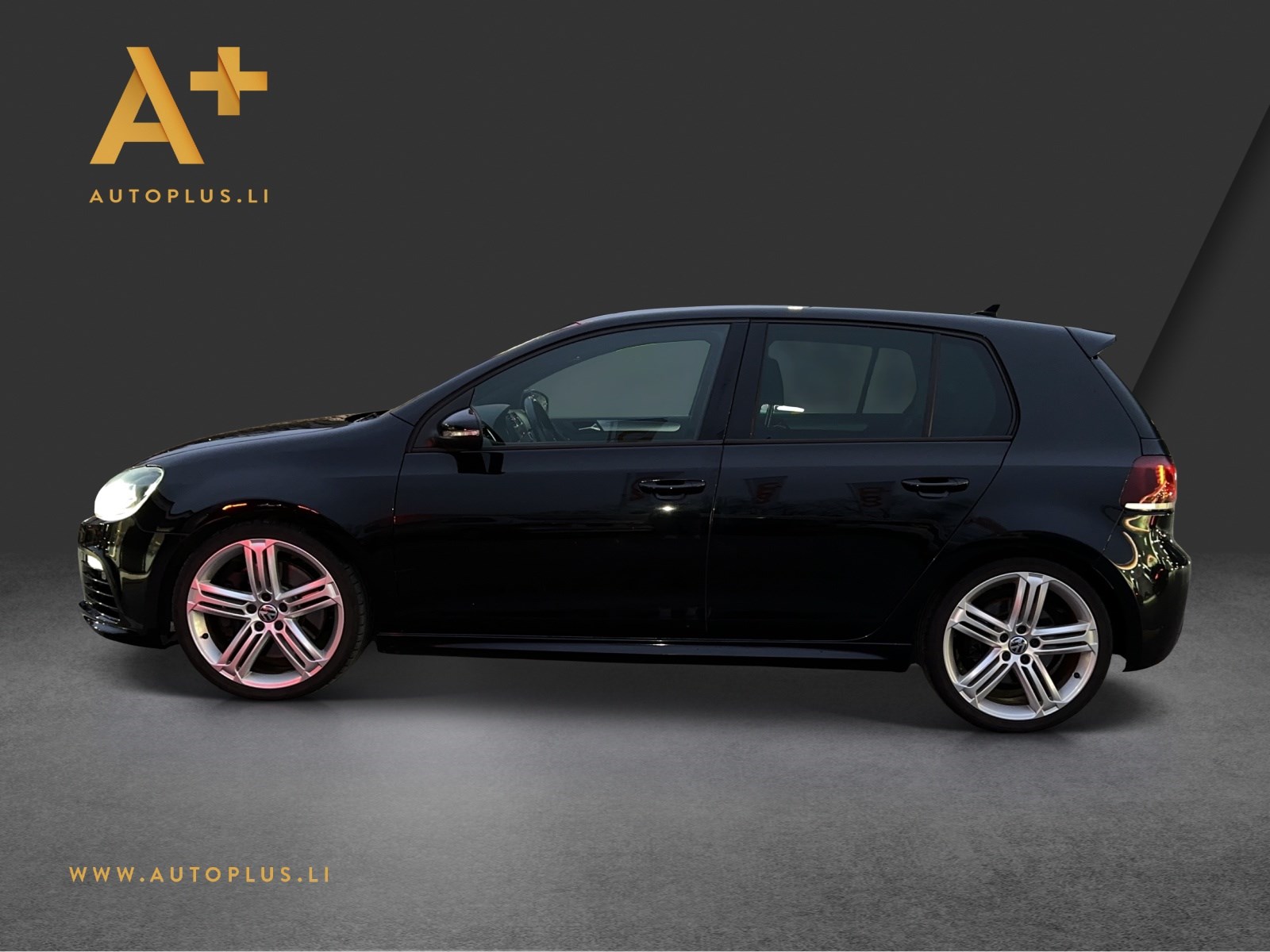 VW Golf 2.0 TSI R 4Motion DSG-image-5