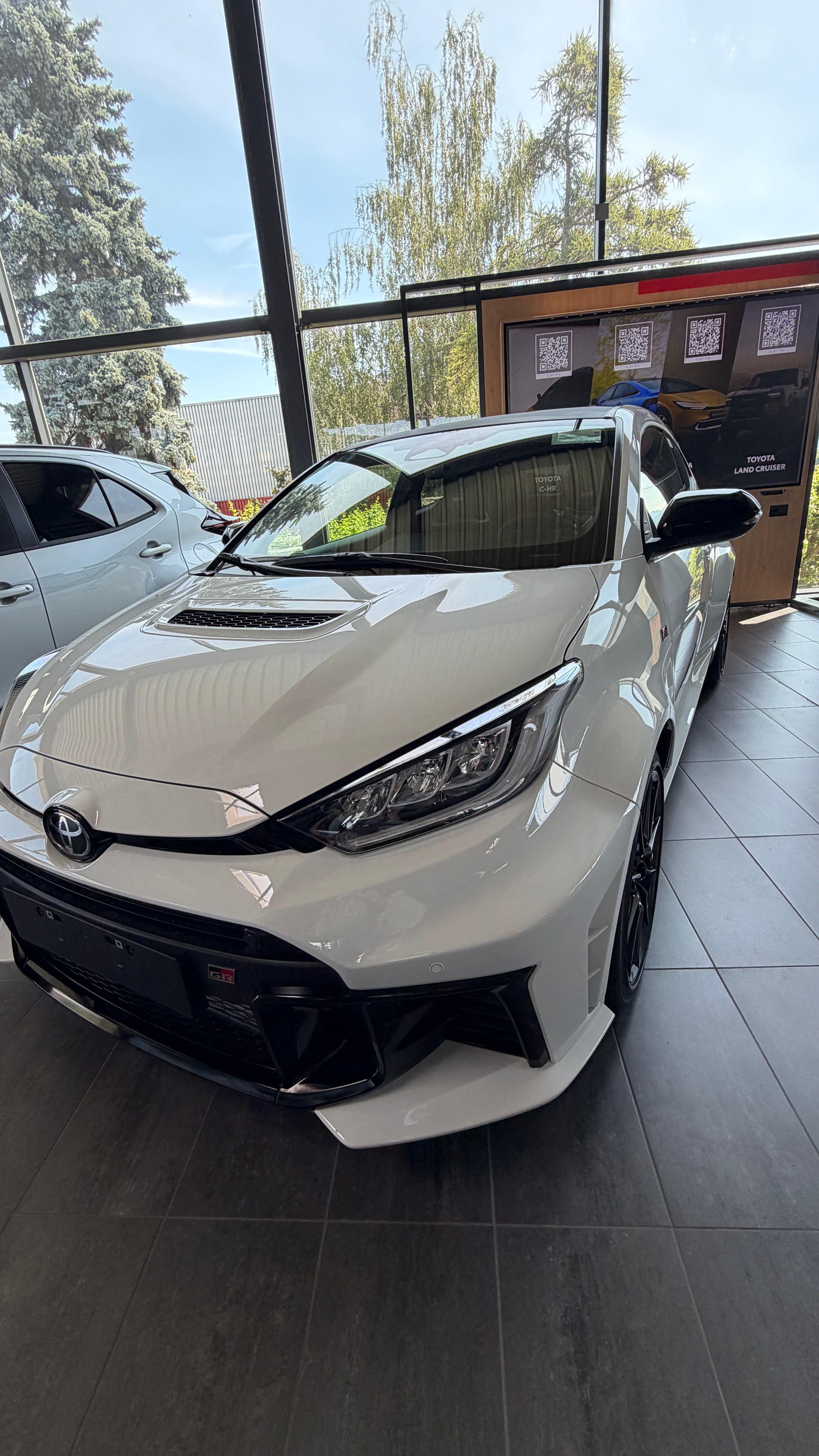 TOYOTA Yaris 1.6 GR Sport