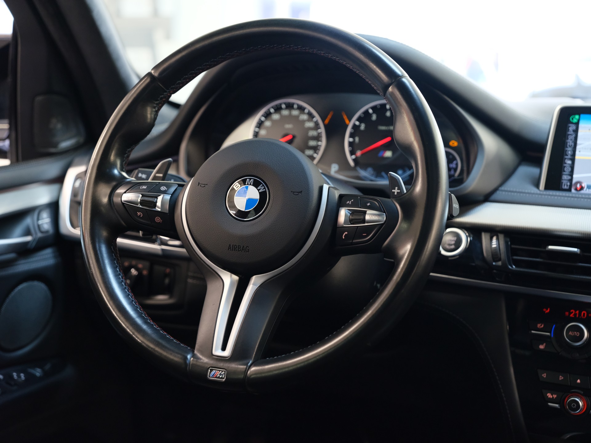 BMW X5M Steptronic-image-17