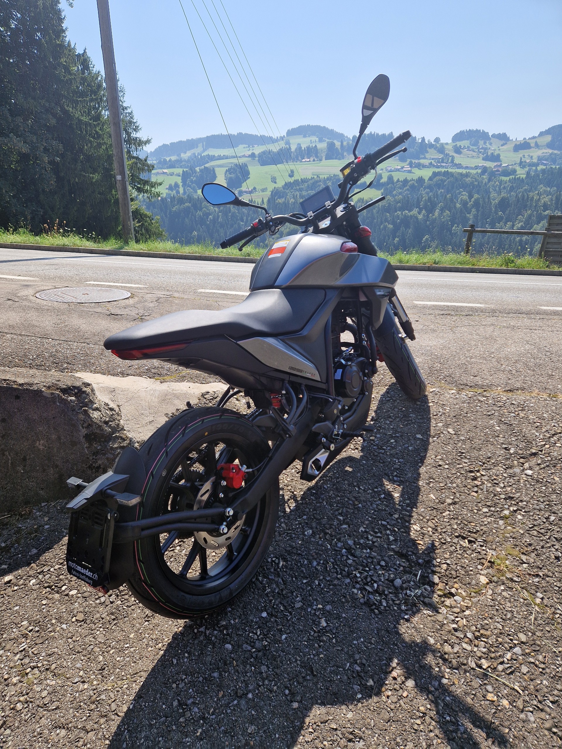 MALAGUTI Drakon 125 ABS-image-2