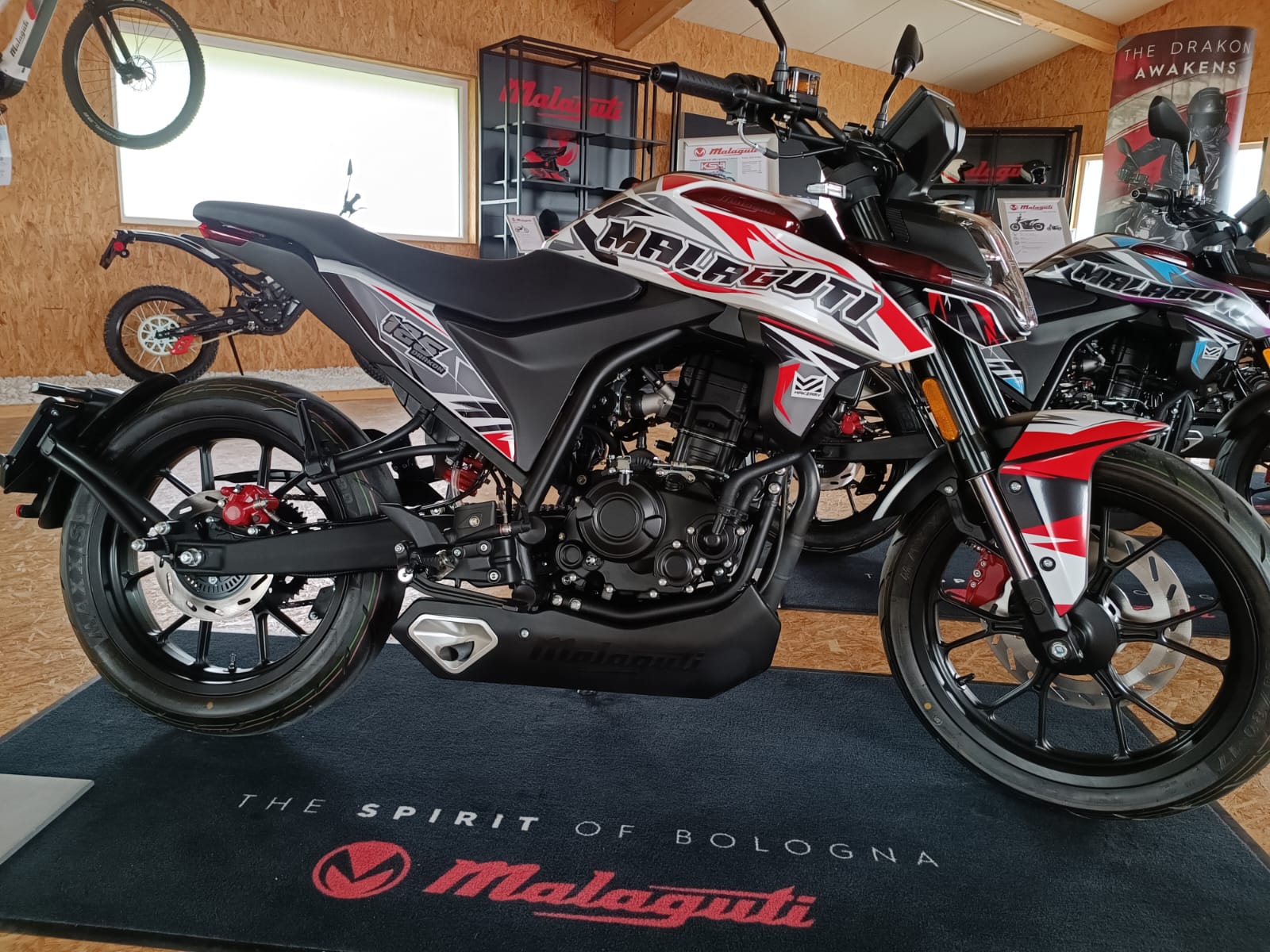 MALAGUTI Drakon 125 ABS-image-10