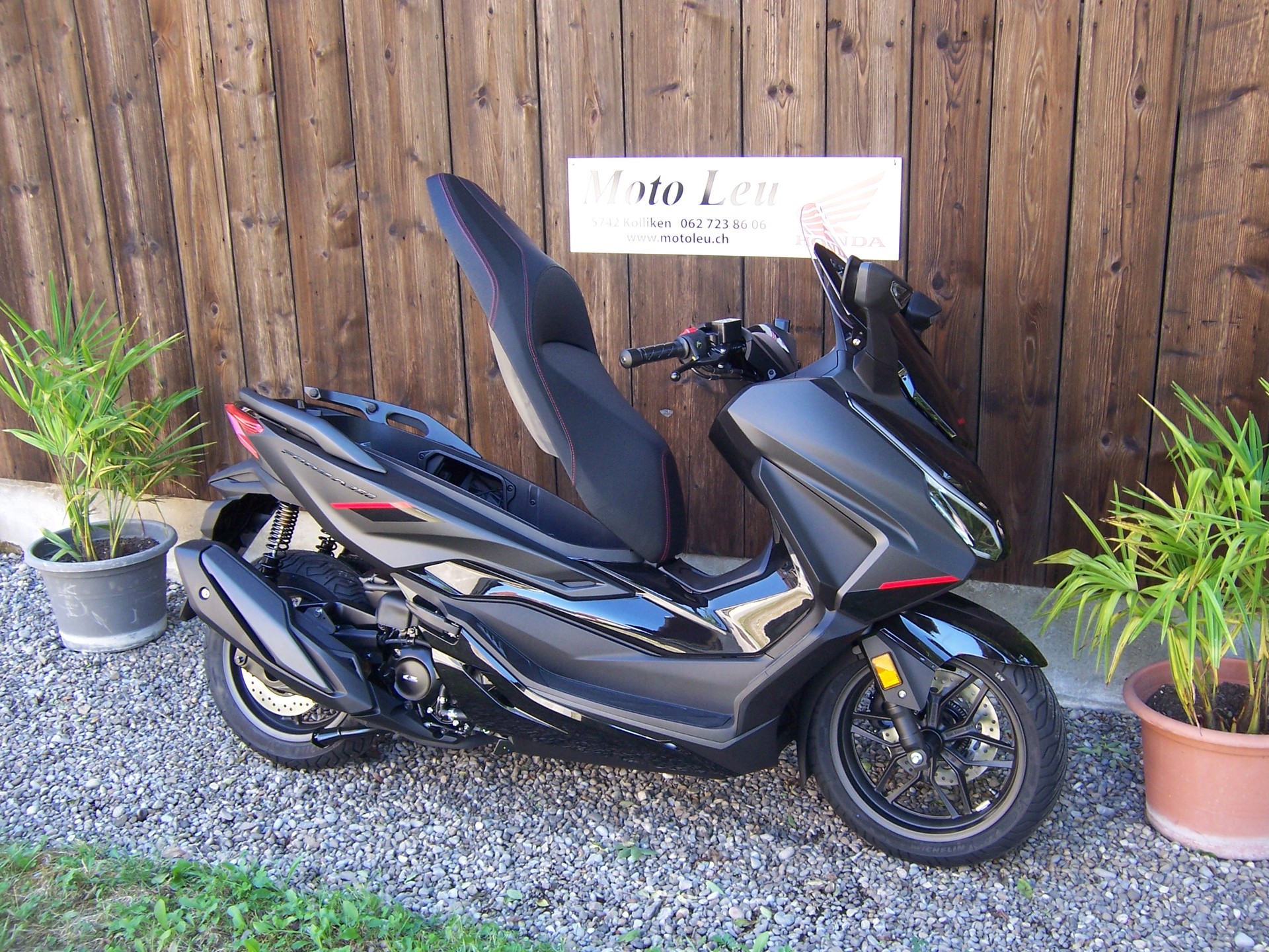 HONDA NSS 350 Sporty-image-11