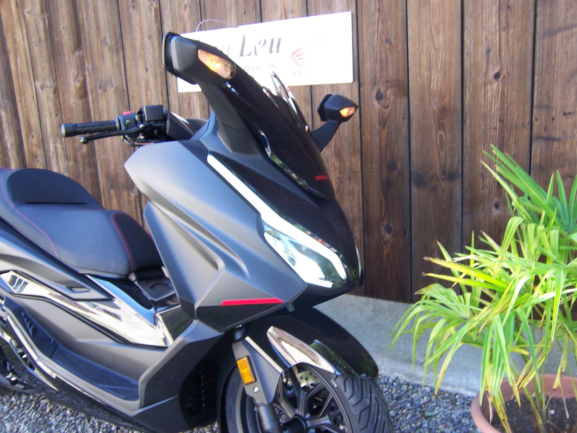 HONDA NSS 350 Sporty-image-1