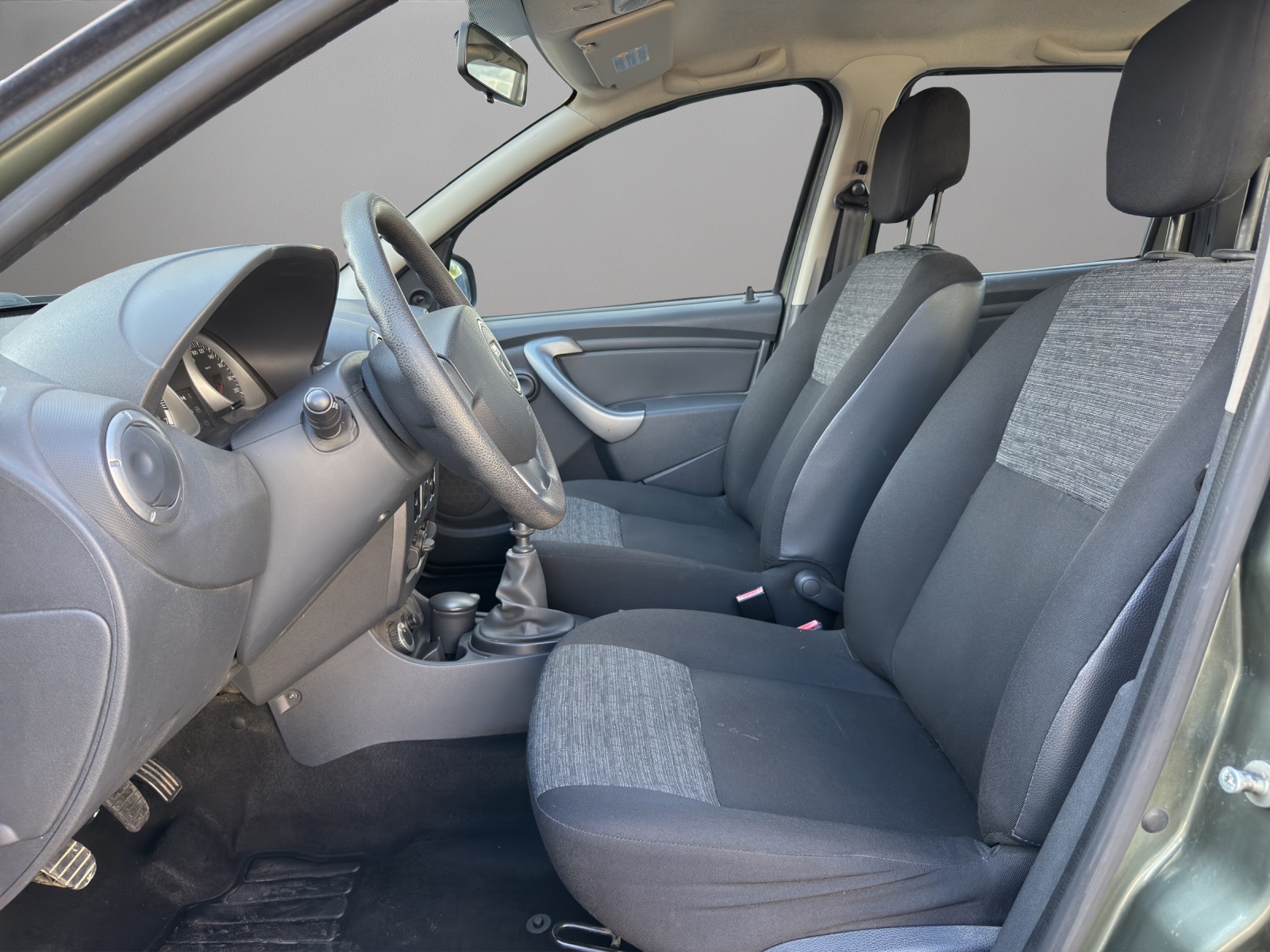DACIA Duster 1.6 4x4-image-8