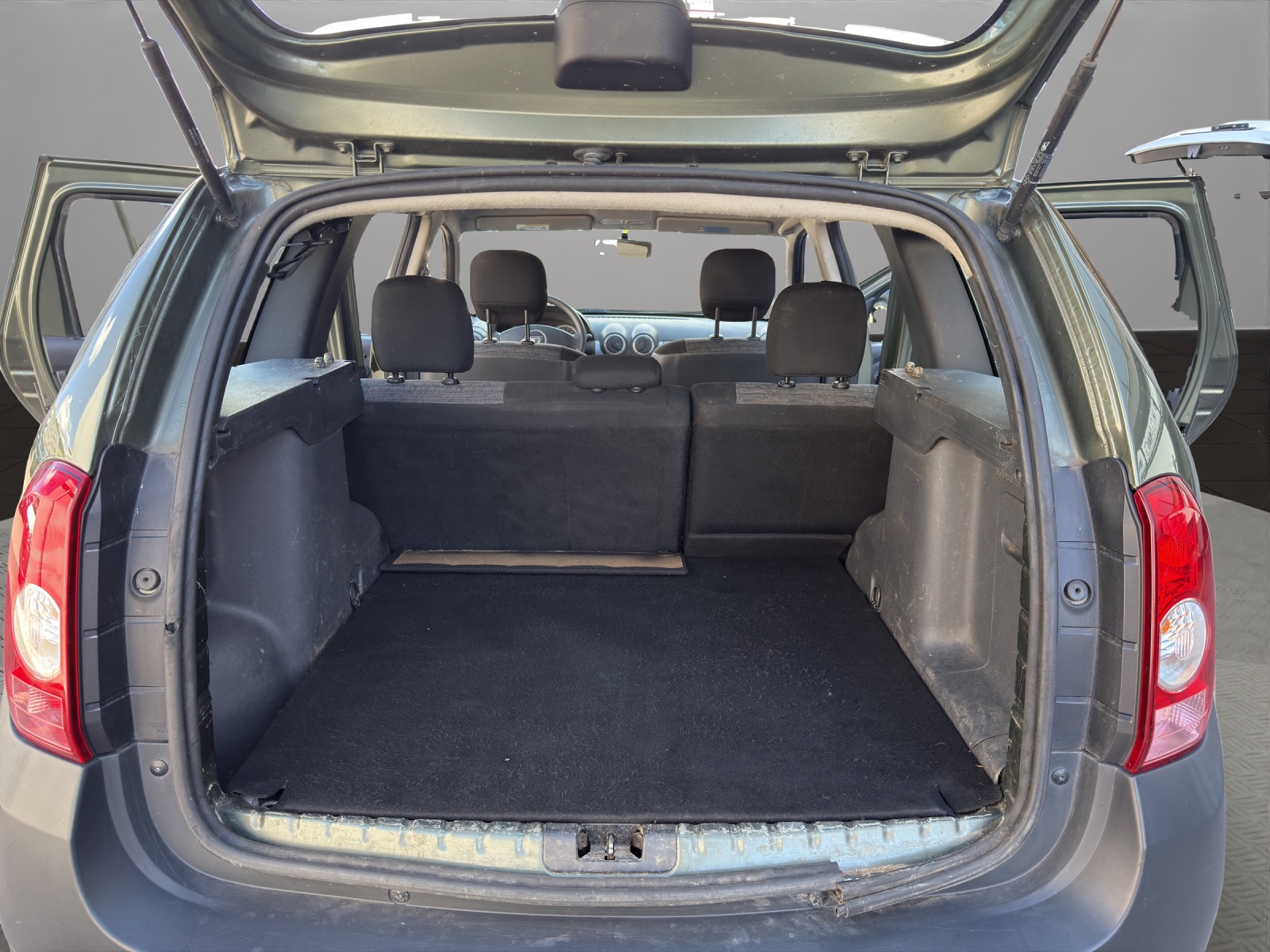 DACIA Duster 1.6 4x4-image-18