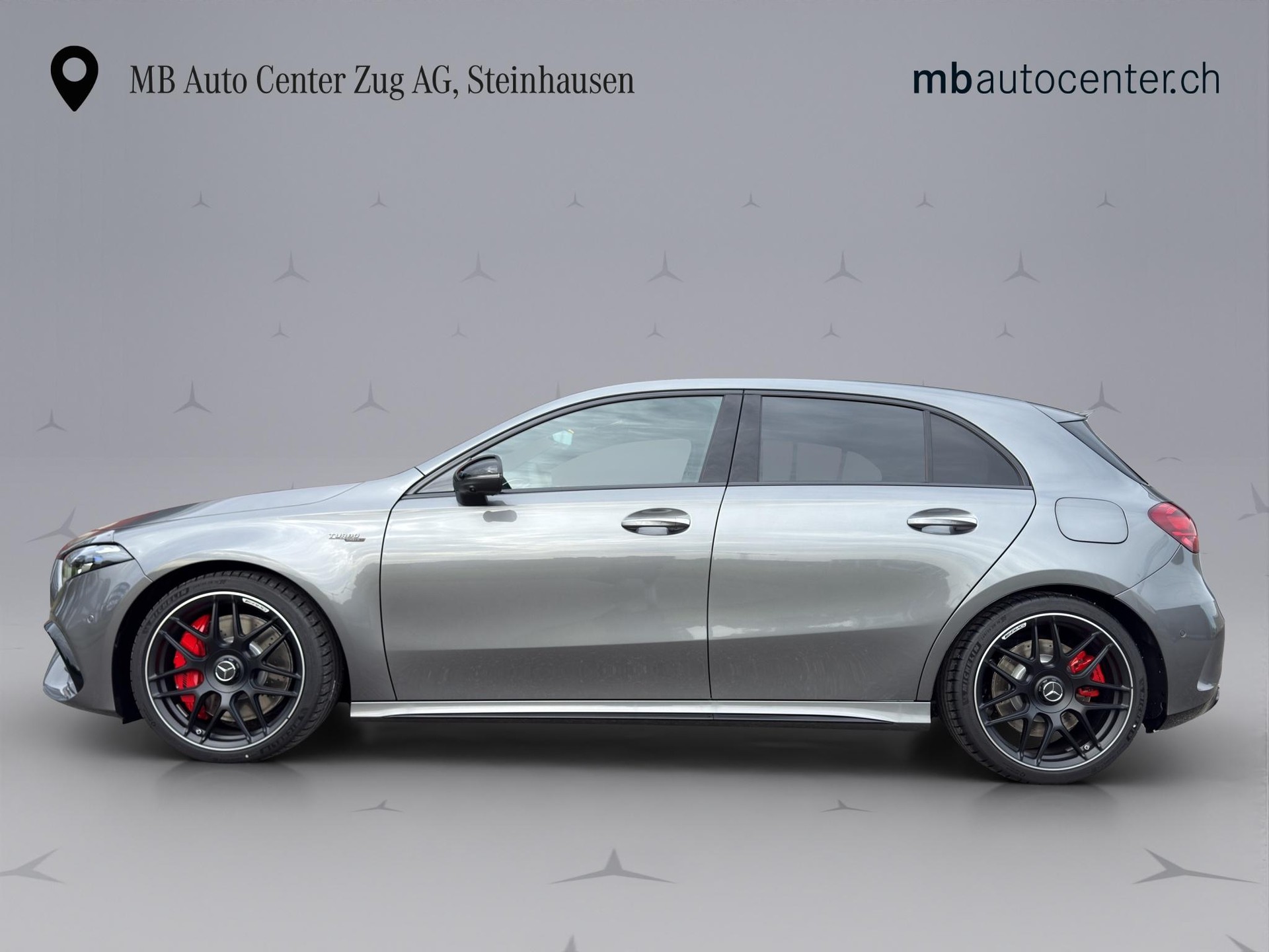 MERCEDES-BENZ A 45 S AMG 4matic+-showroom-element-3