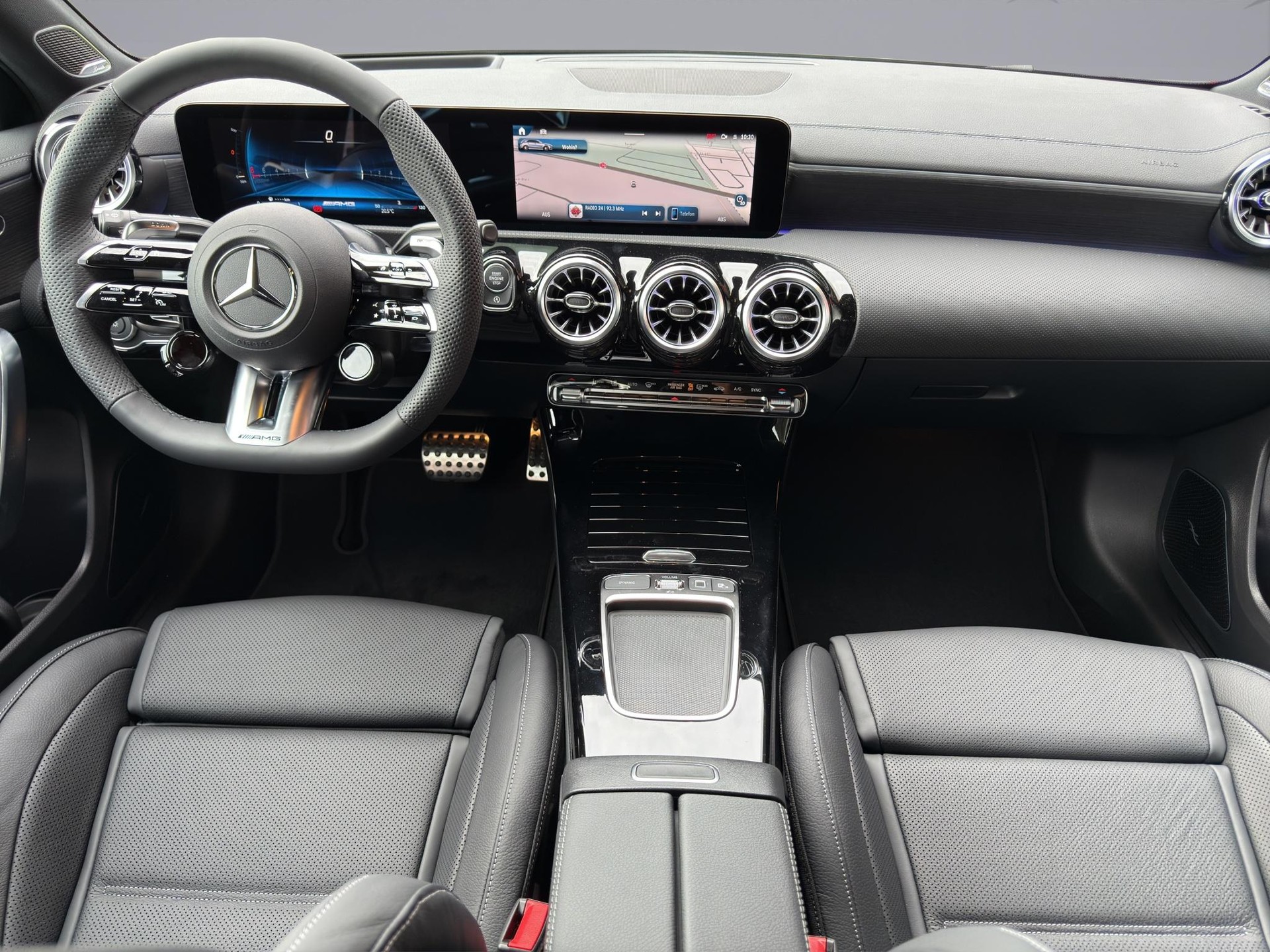 MERCEDES-BENZ A 45 S AMG 4matic+-image-14