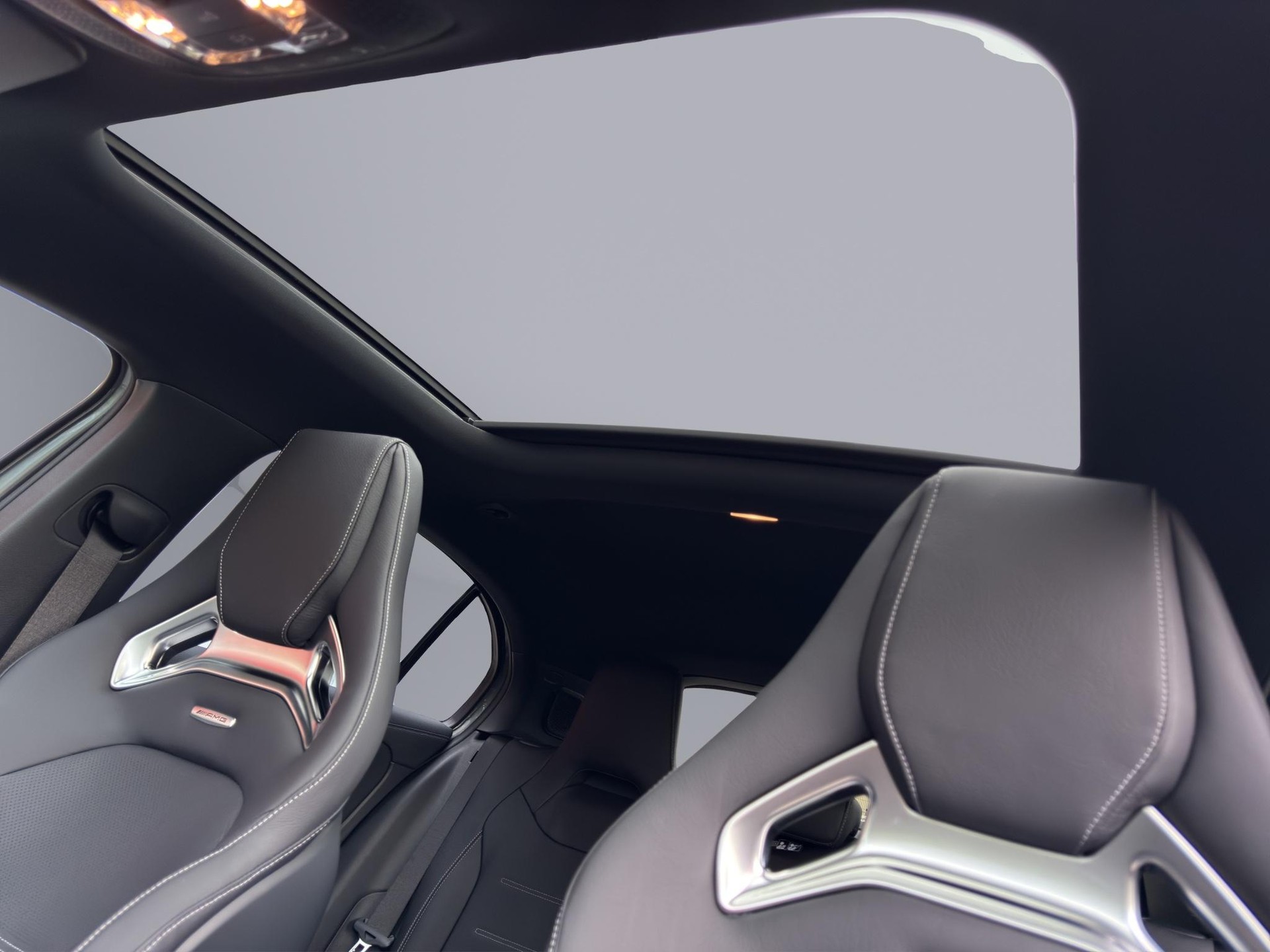 MERCEDES-BENZ A 45 S AMG 4matic+-image-20