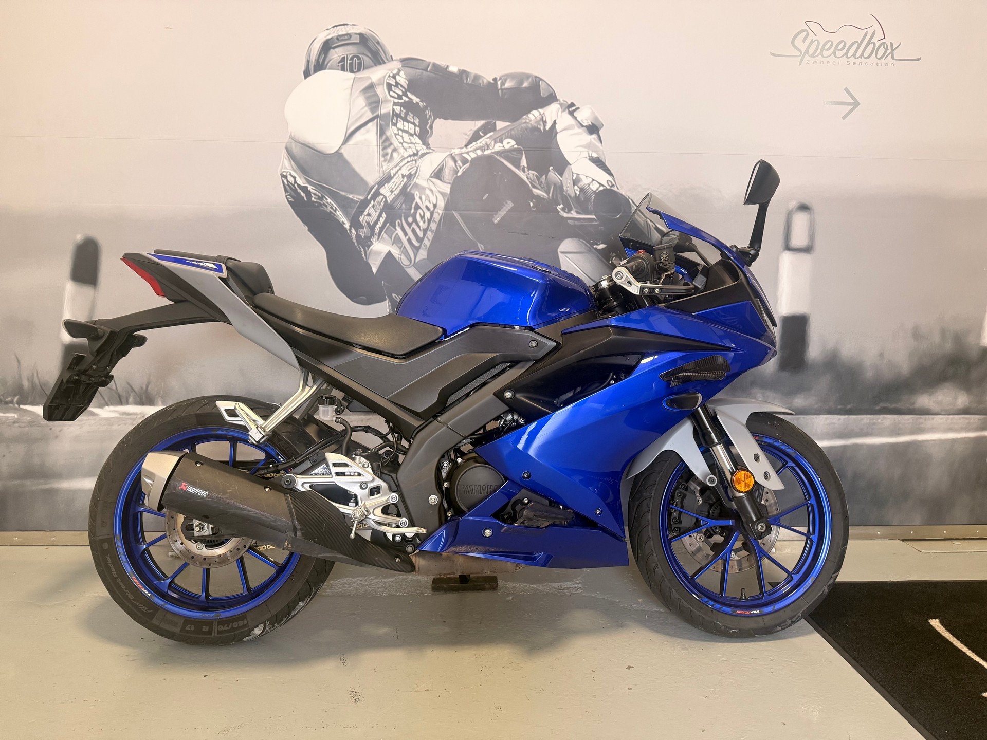 YAMAHA R 125-image-1