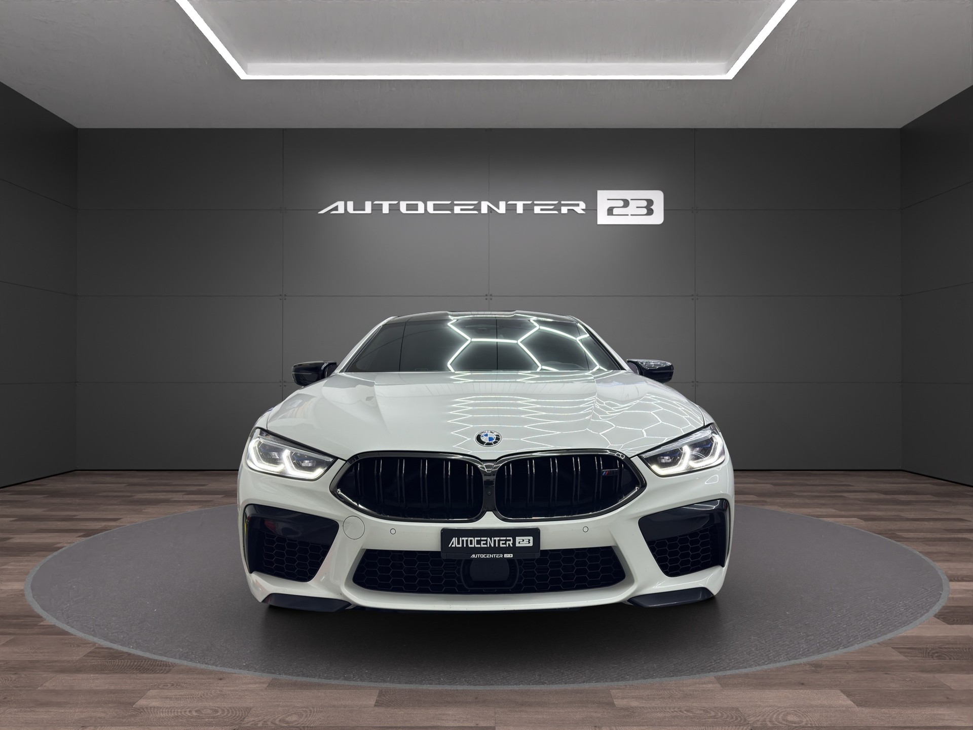 BMW M8 xDrive M Competition Steptronic-image-7