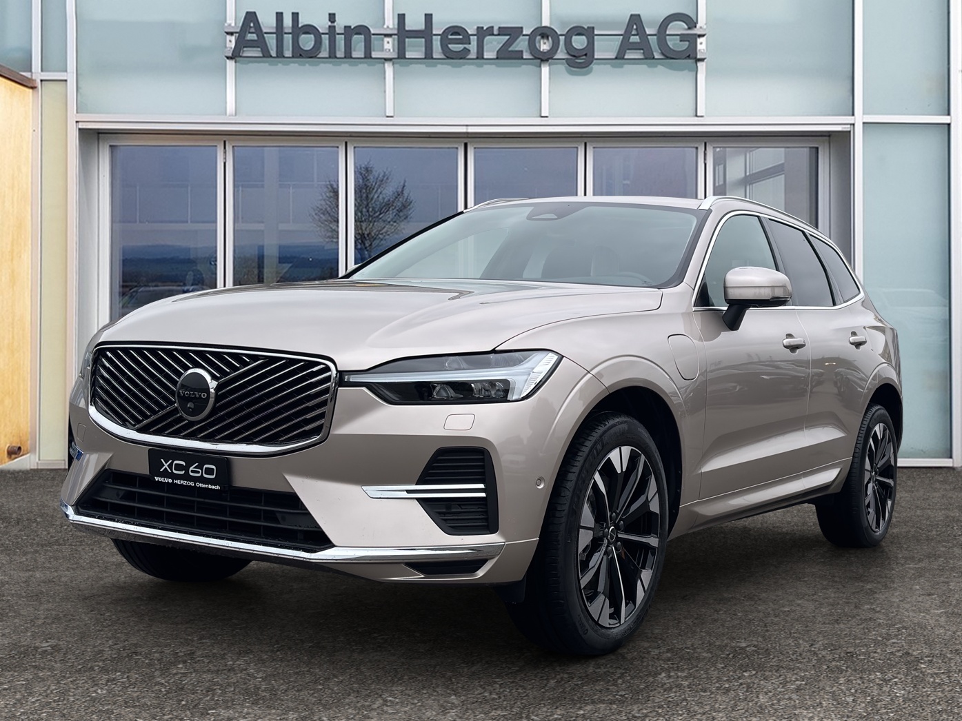 VOLVO XC60 2.0 T6 TE Plus Bright eAWD
