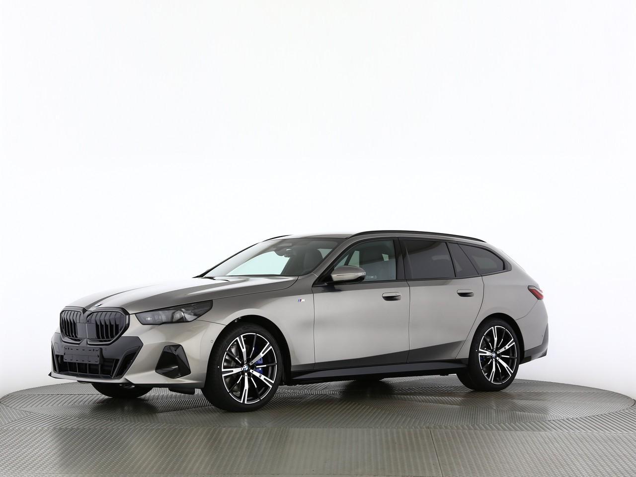 BMW 540d xDrive Touring M Sport Pro-showroom-element-2
