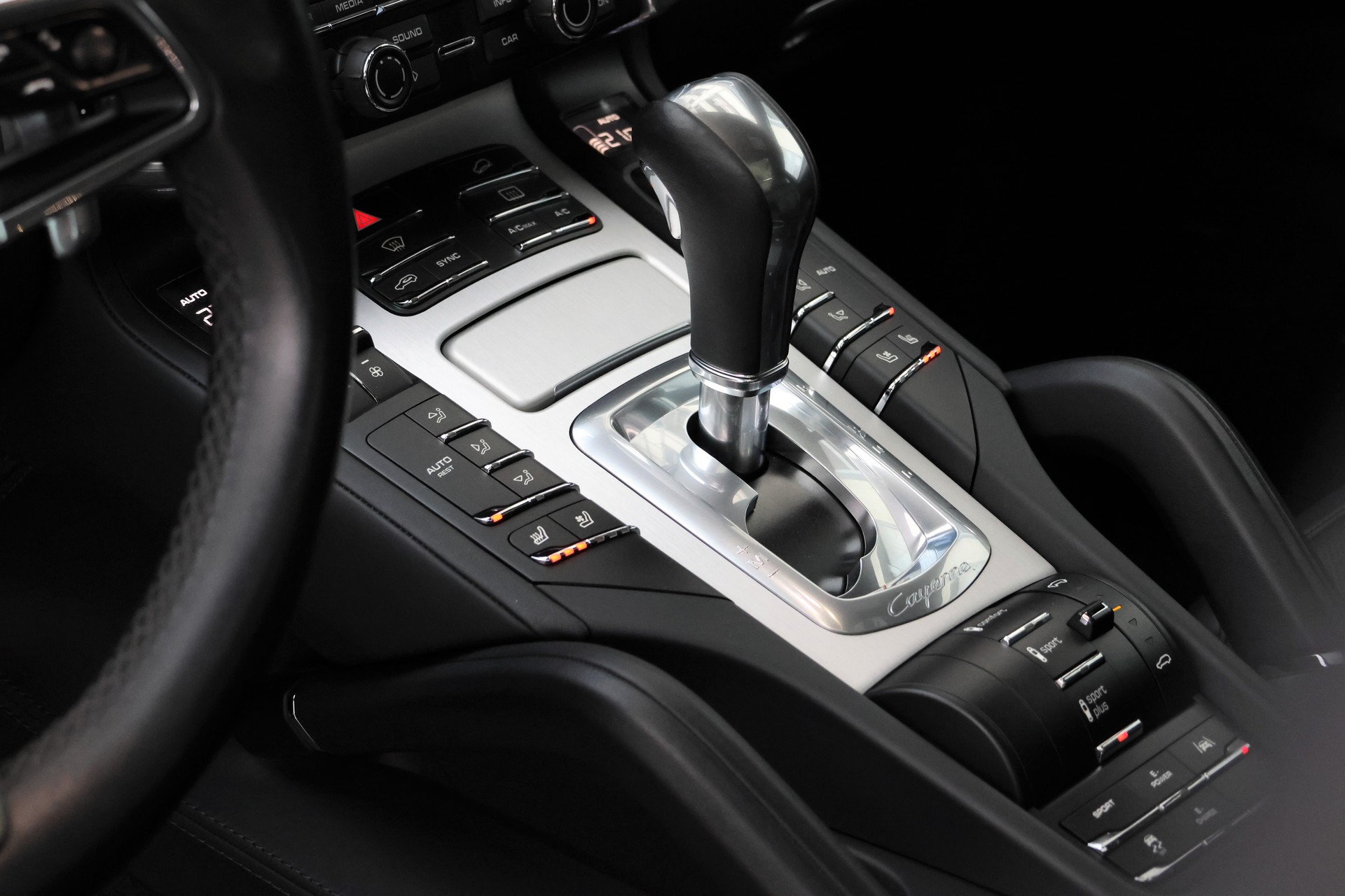 PORSCHE Cayenne S E-Hybrid (CH)-image-10