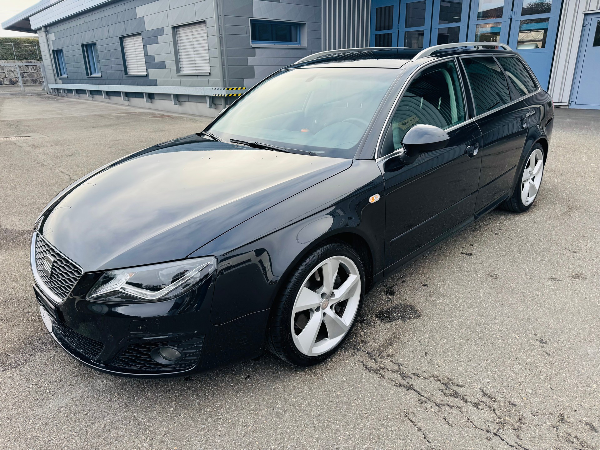 SEAT Exeo ST 2.0 TSI Style multitronic