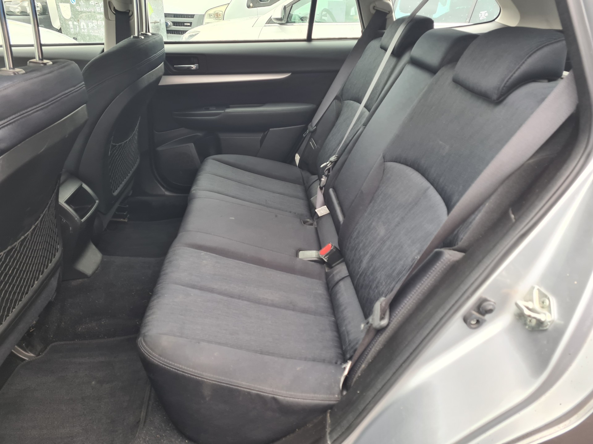 SUBARU Legacy 2.0i Limited AWD Lineartronic-image-9