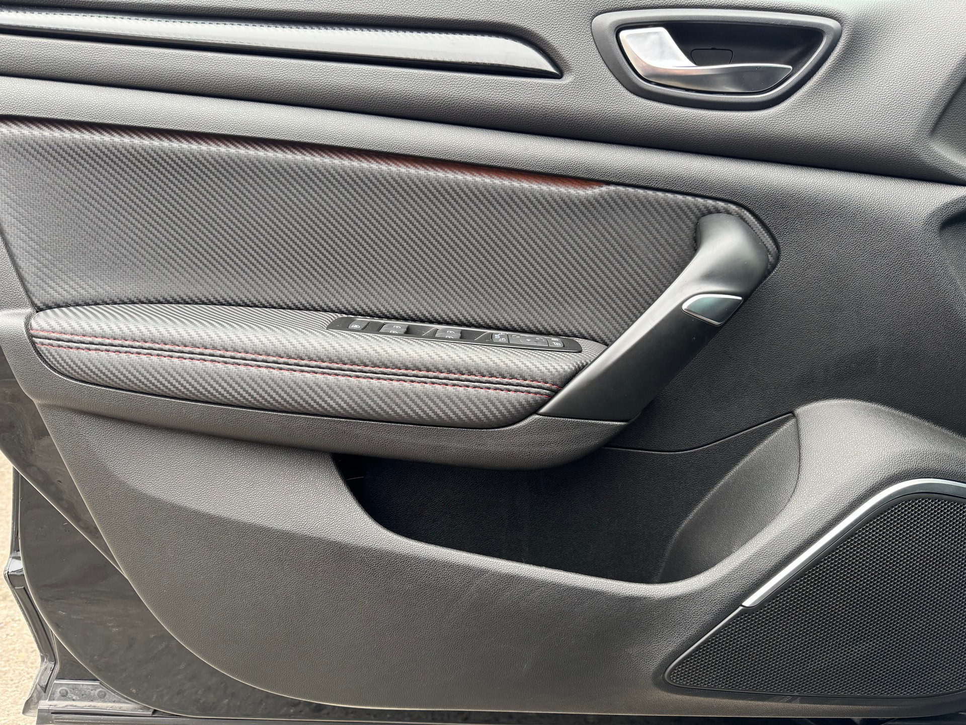 RENAULT Mégane RS 280 EDC-image-16