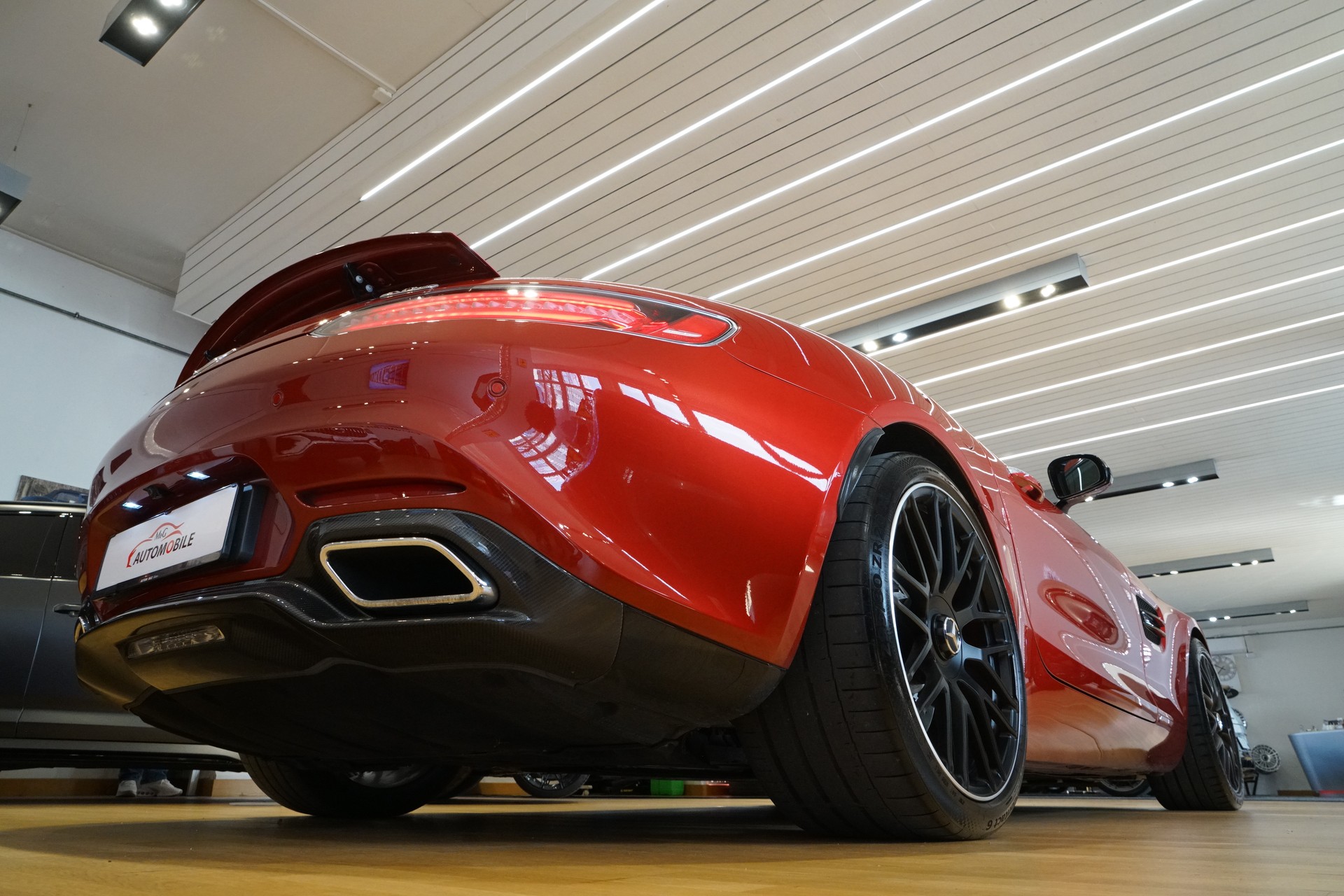 MERCEDES-BENZ AMG GT S Speedshift DCT-image-9