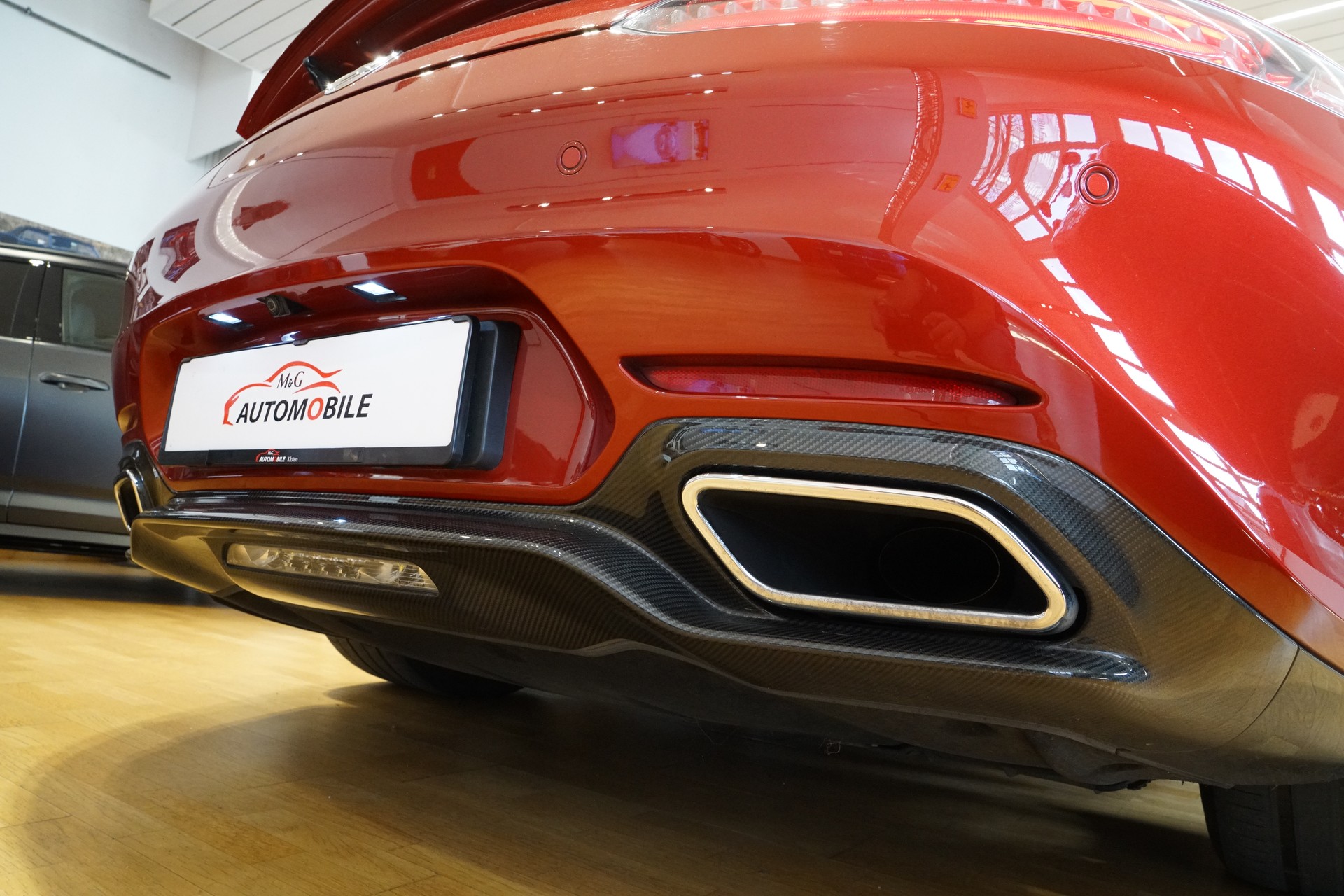 MERCEDES-BENZ AMG GT S Speedshift DCT-image-10