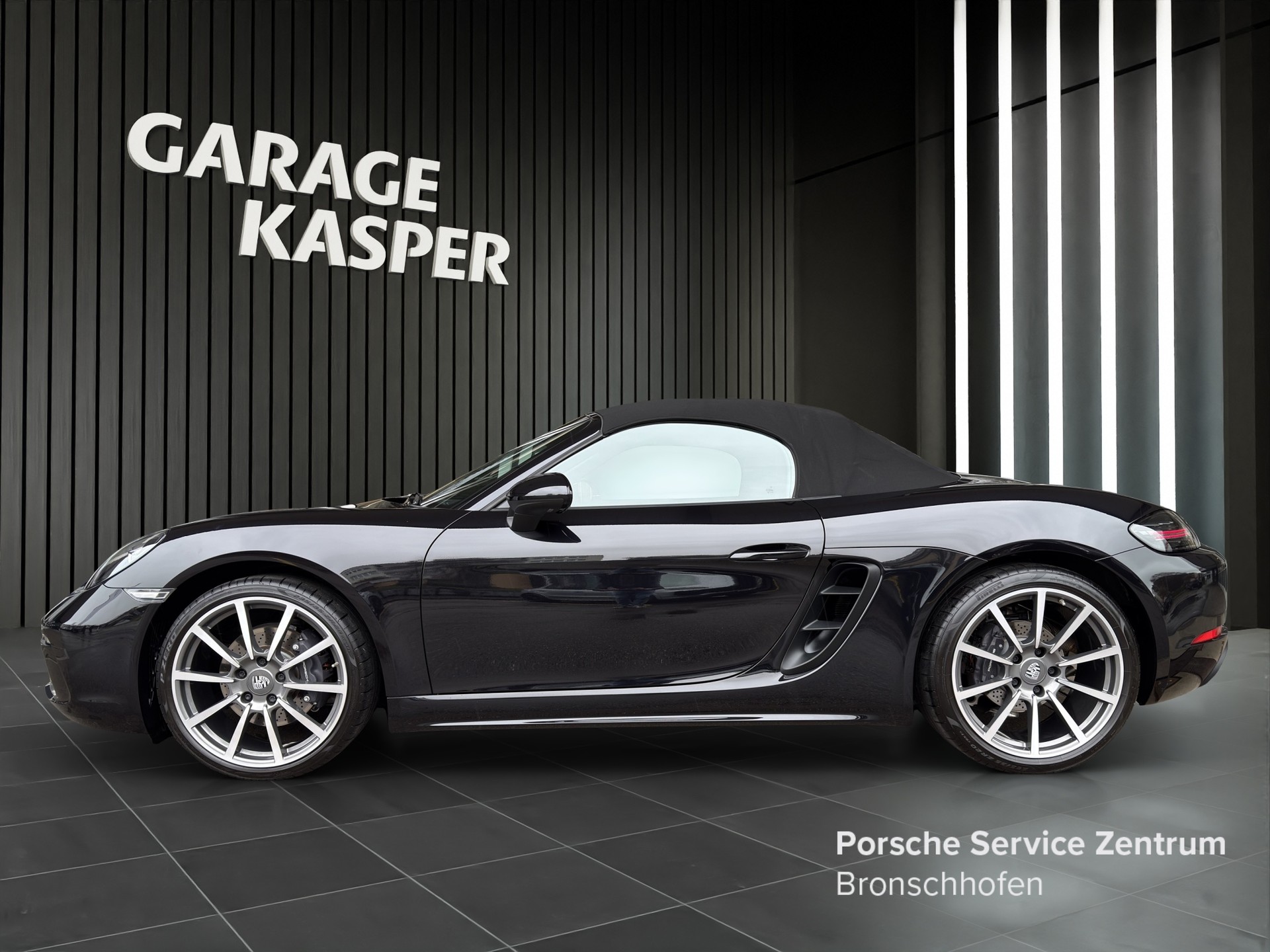 PORSCHE Boxster 718 2.0 PDK-showroom-element-1