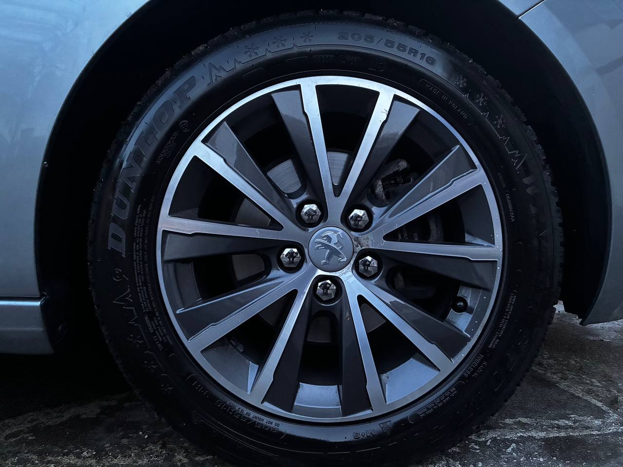 PEUGEOT 308 1.2 THP Active Automatic-image-6