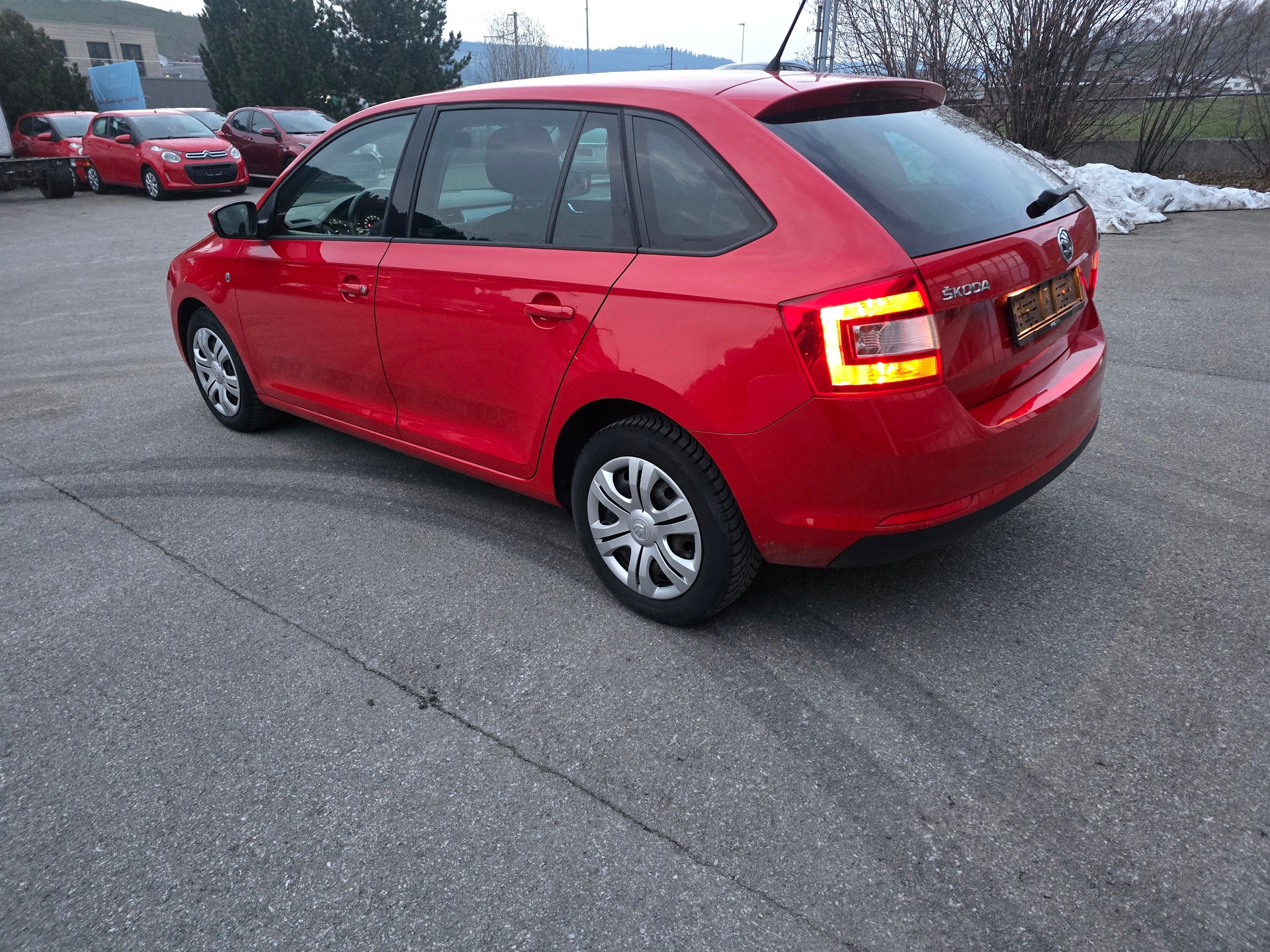 SKODA RAPID-image-7