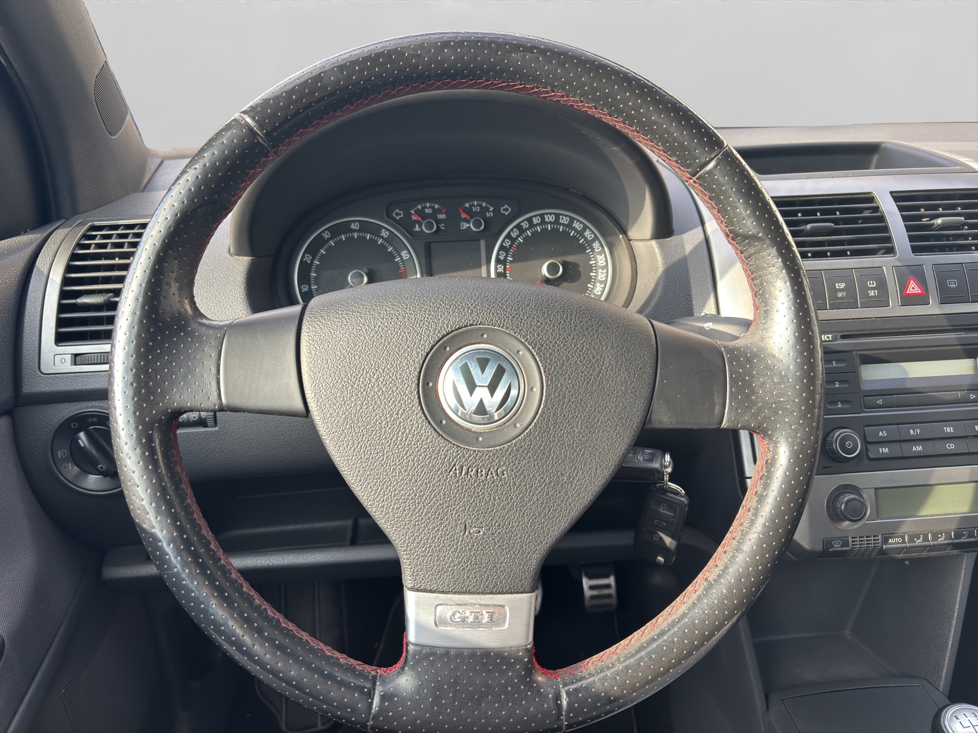 VW Polo 1.8 20V Turbo GTI-image-13